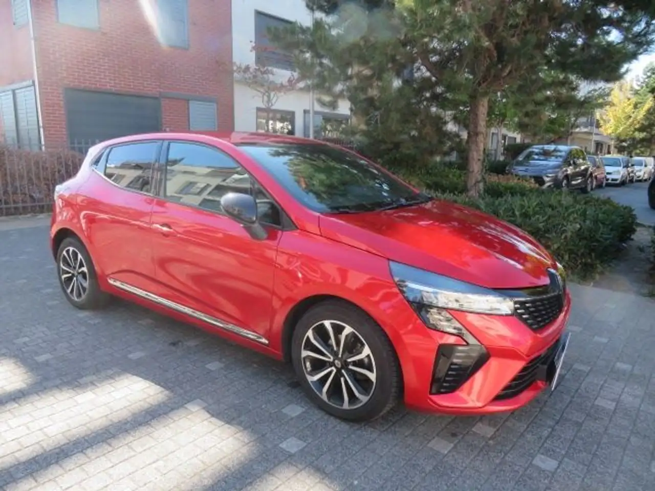 Renault Clio Citadine 5 portes — photo 16