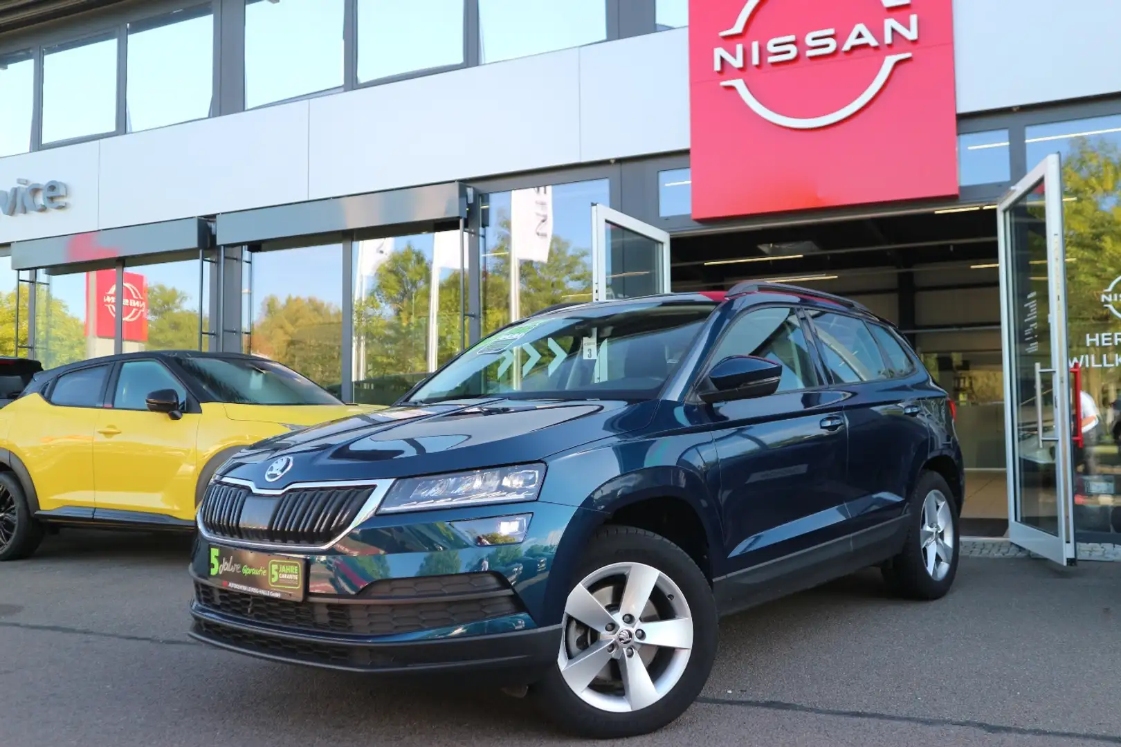 Skoda Karoq 2.0 TDI DSG 4x4 Ambition AHK+LED+PDC+GRA Bleu - 2