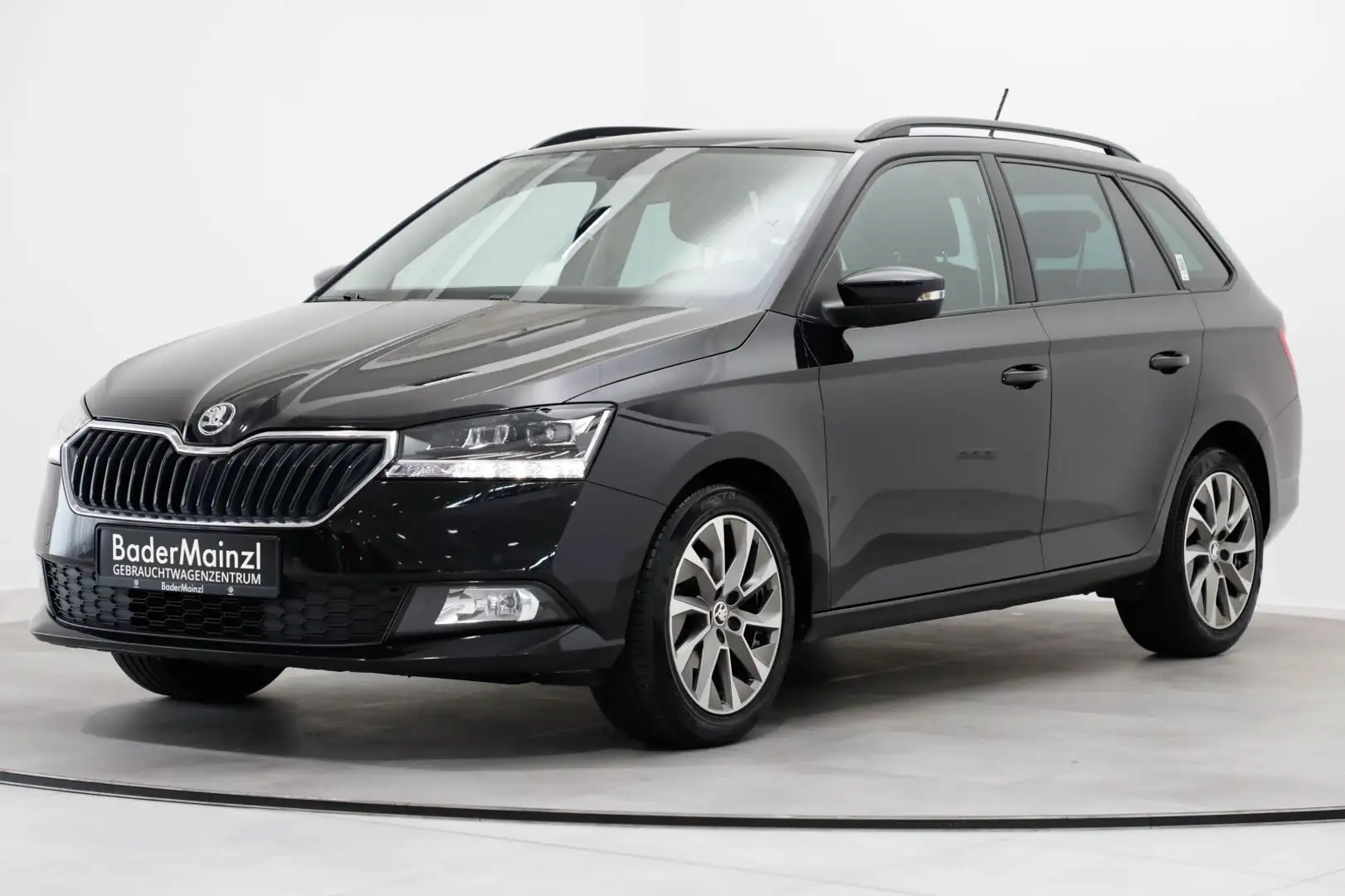 Skoda Fabia Combi 1.0 TSI Ambition PDC SHZ Smart Link Schwarz - 2