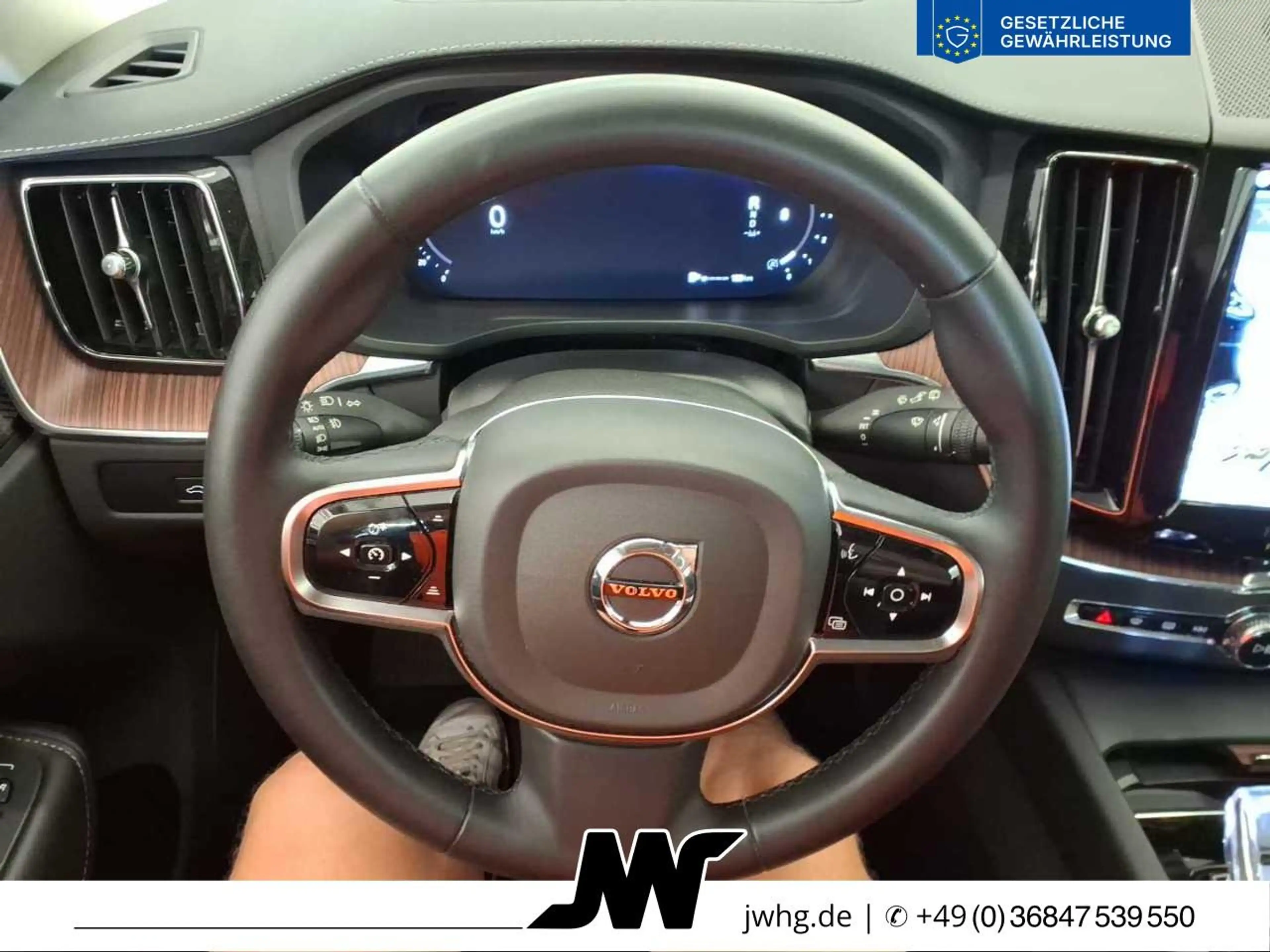 Volvo XC60 B4 D Ultimate Dark|ACC|HUD|Pano|360°|Memory — photo 8