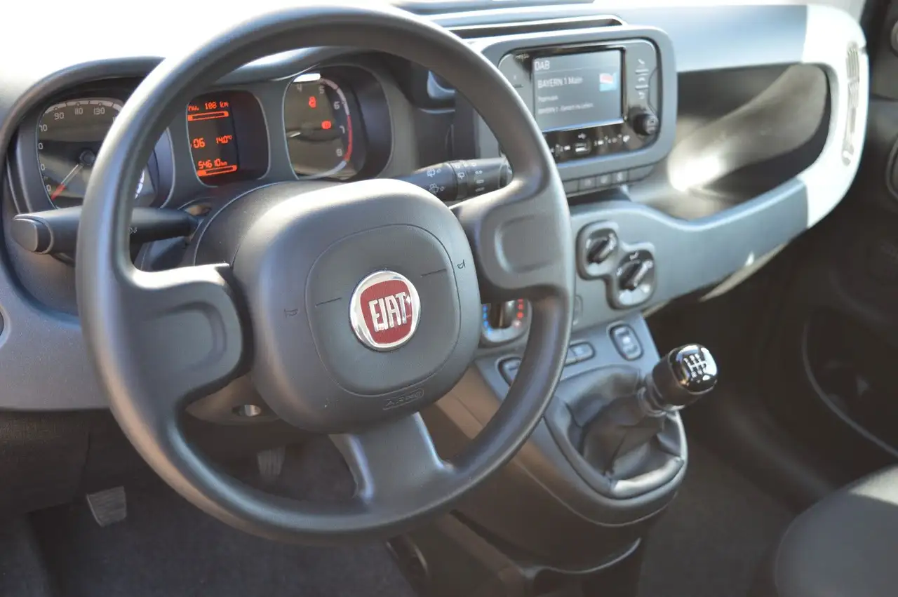 Fiat Panda Base/Klima/DAB — Vehicle gallery 8