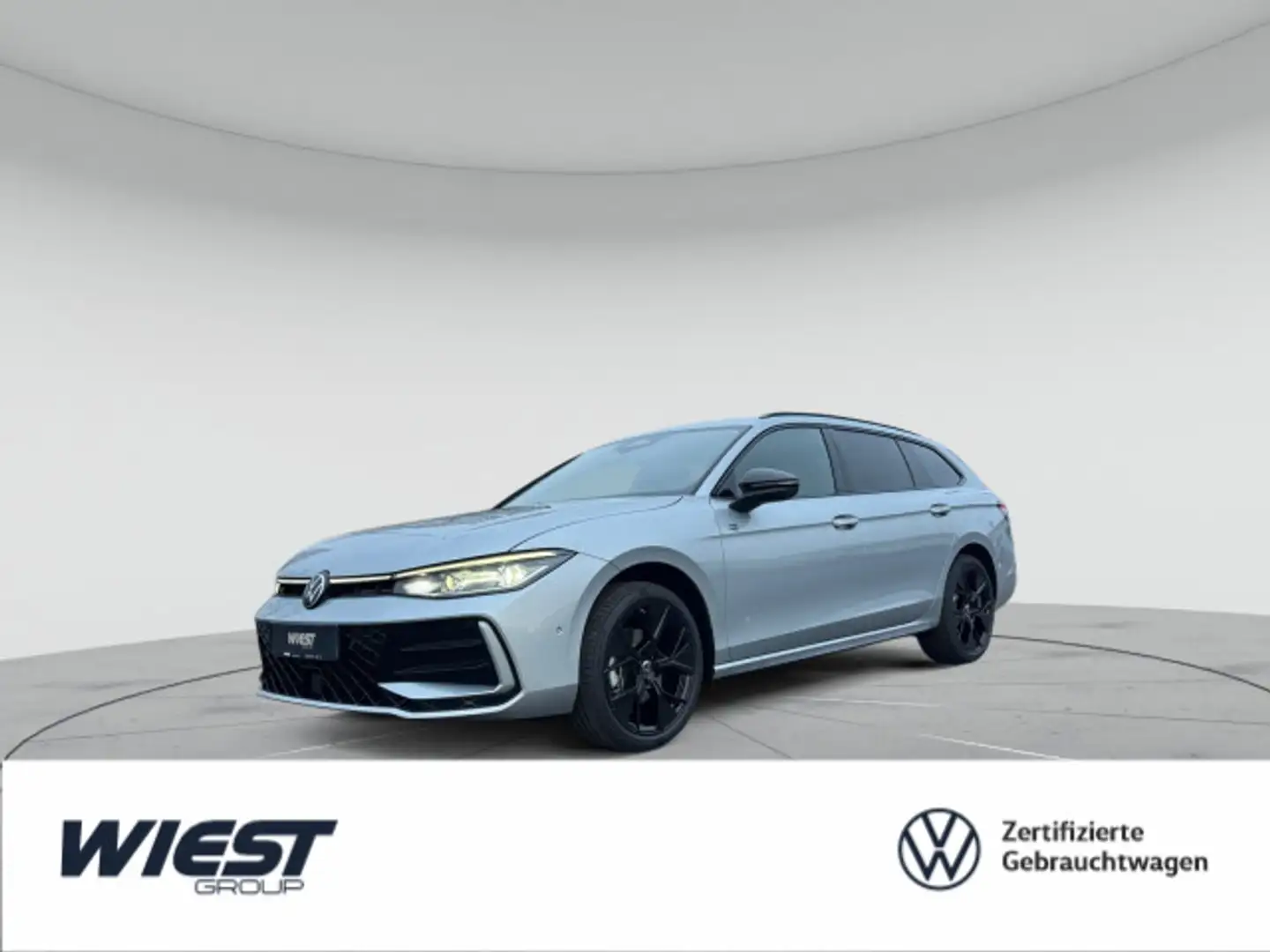 Volkswagen Passat 2.0 TDI DSG R-Line ACC AHK IQ.LIGHT ergoA Silber - 1