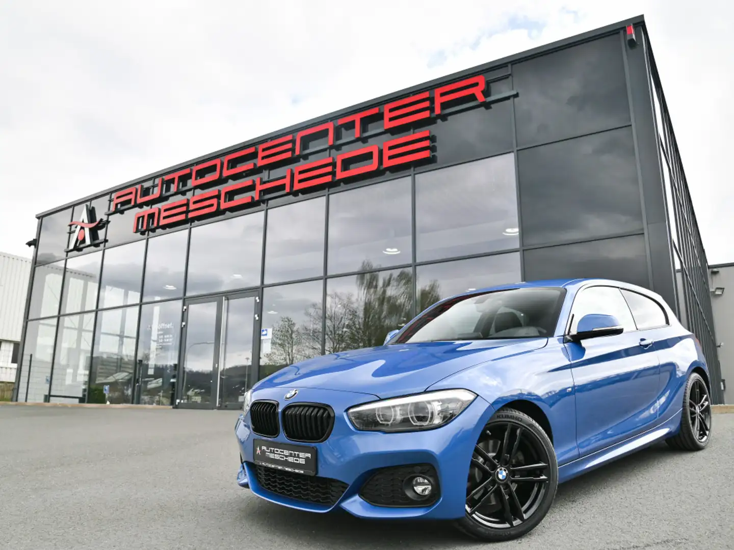 BMW 125 Edition M Sport Shadow Vollleder* Navi* LED Albastru - 1