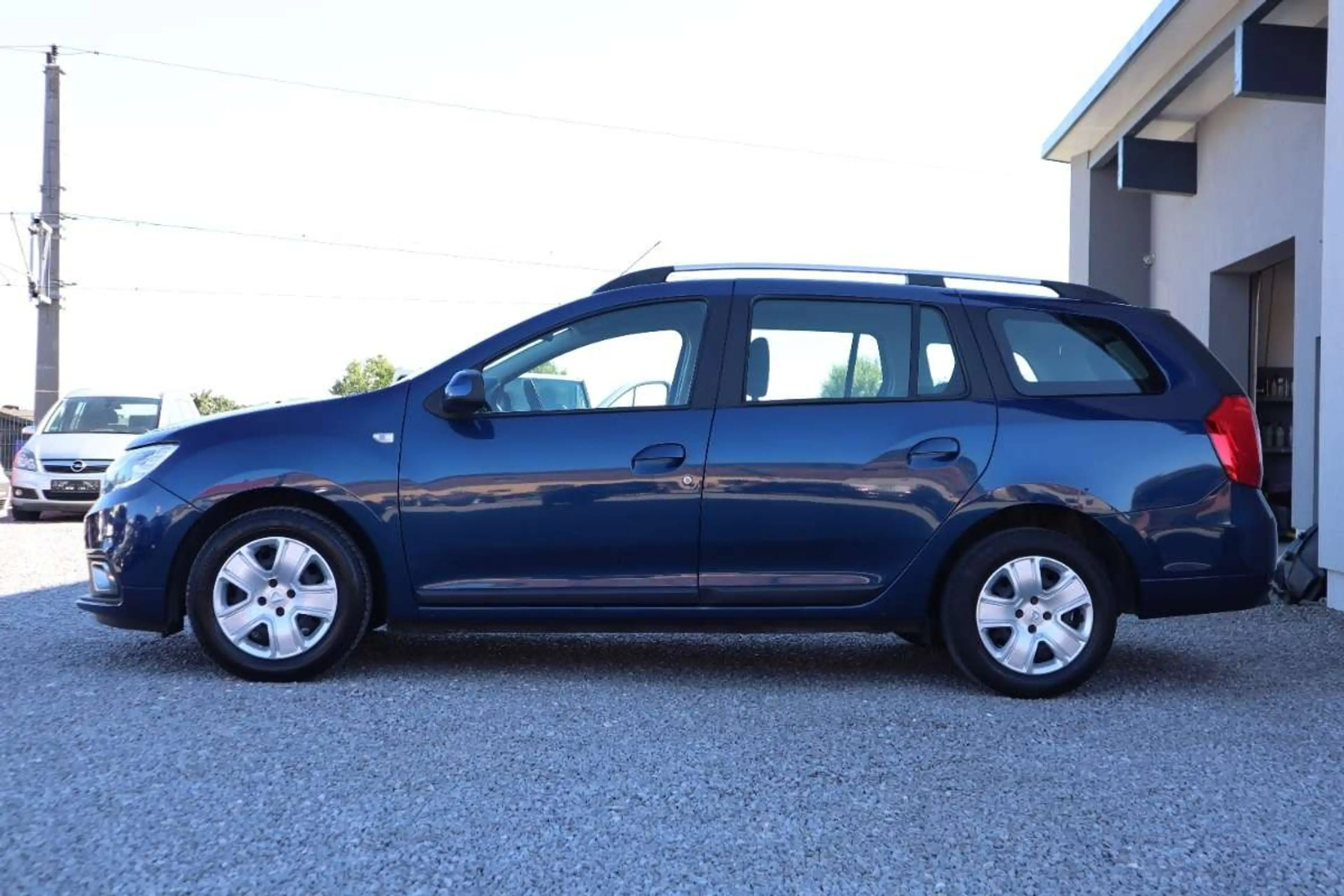 Dacia Logan MCV Supreme dCi 90 S&S — photo 4