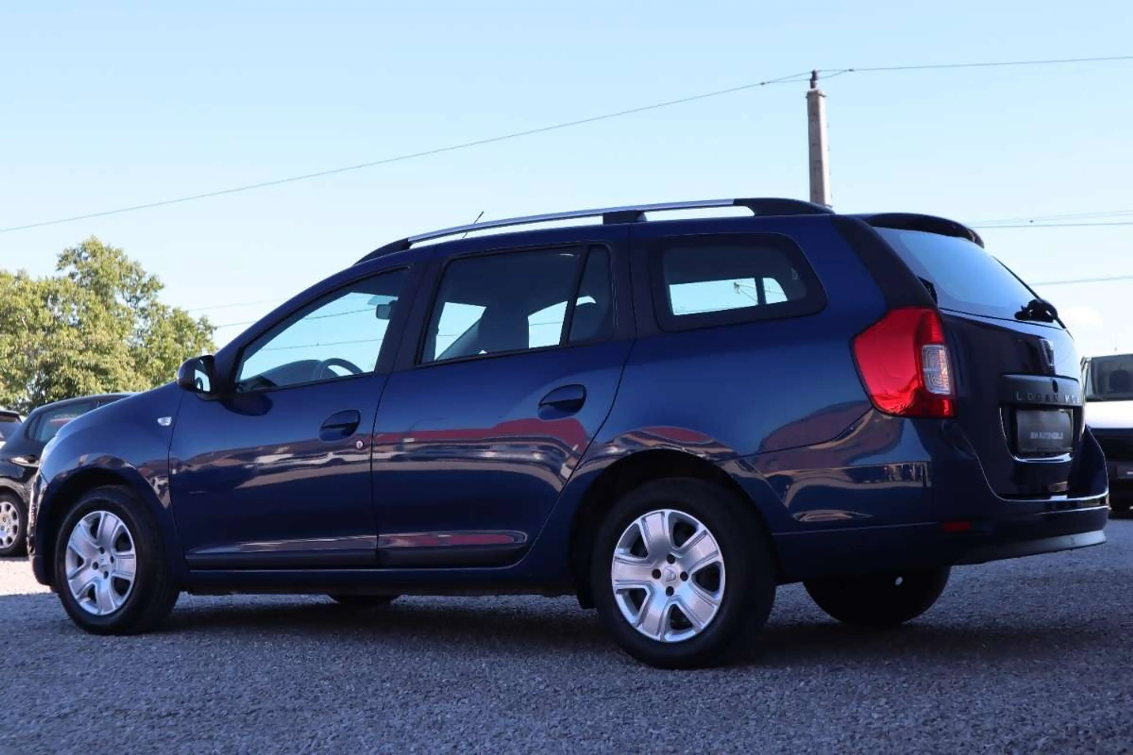 Dacia Logan MCV Supreme dCi 90 S&S — photo 5