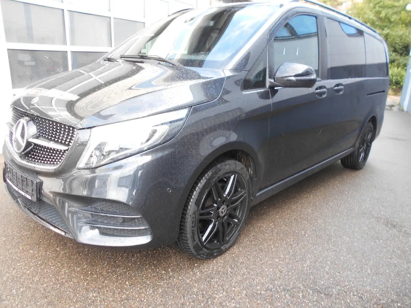 Mercedes-Benz V 300 d Edition ,lang 4matic Pano,AMG Gris - 2