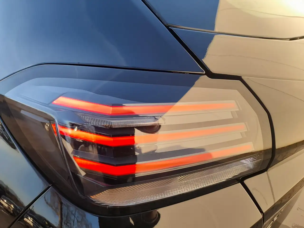 Peugeot 208 1.2 Style NAVI/APP~SHZ~LED~PDC~DAB~GRA~MFL 11