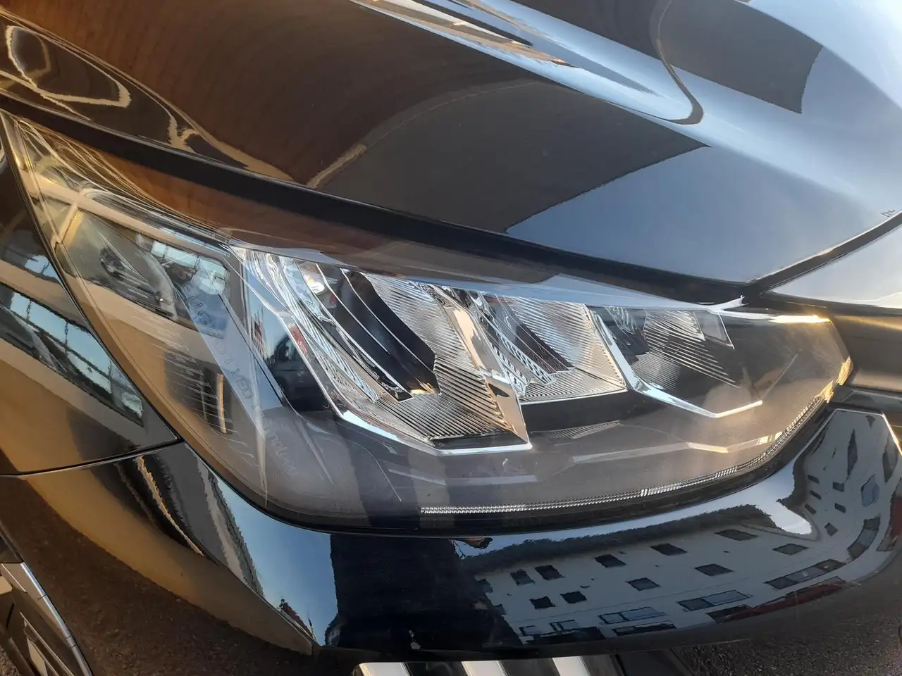 Peugeot 208 1.2 Style NAVI/APP~SHZ~LED~PDC~DAB~GRA~MFL 12