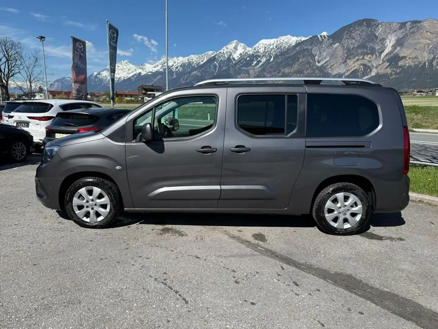 Opel Combo Innovation Grau - 2
