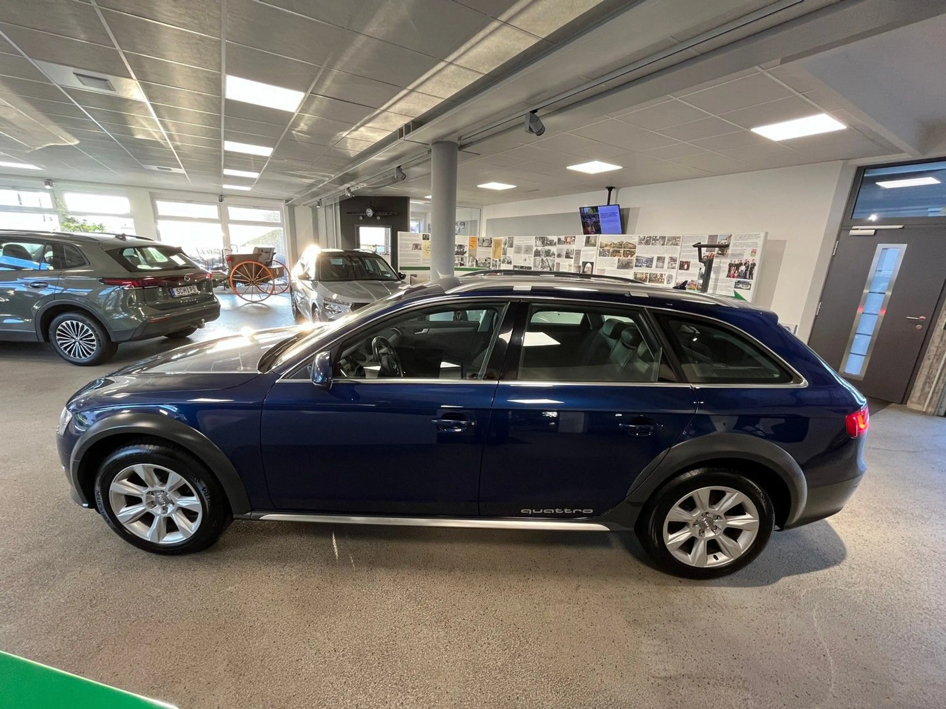 Audi A4 allroad quattro 2.0 TDI — photo 3