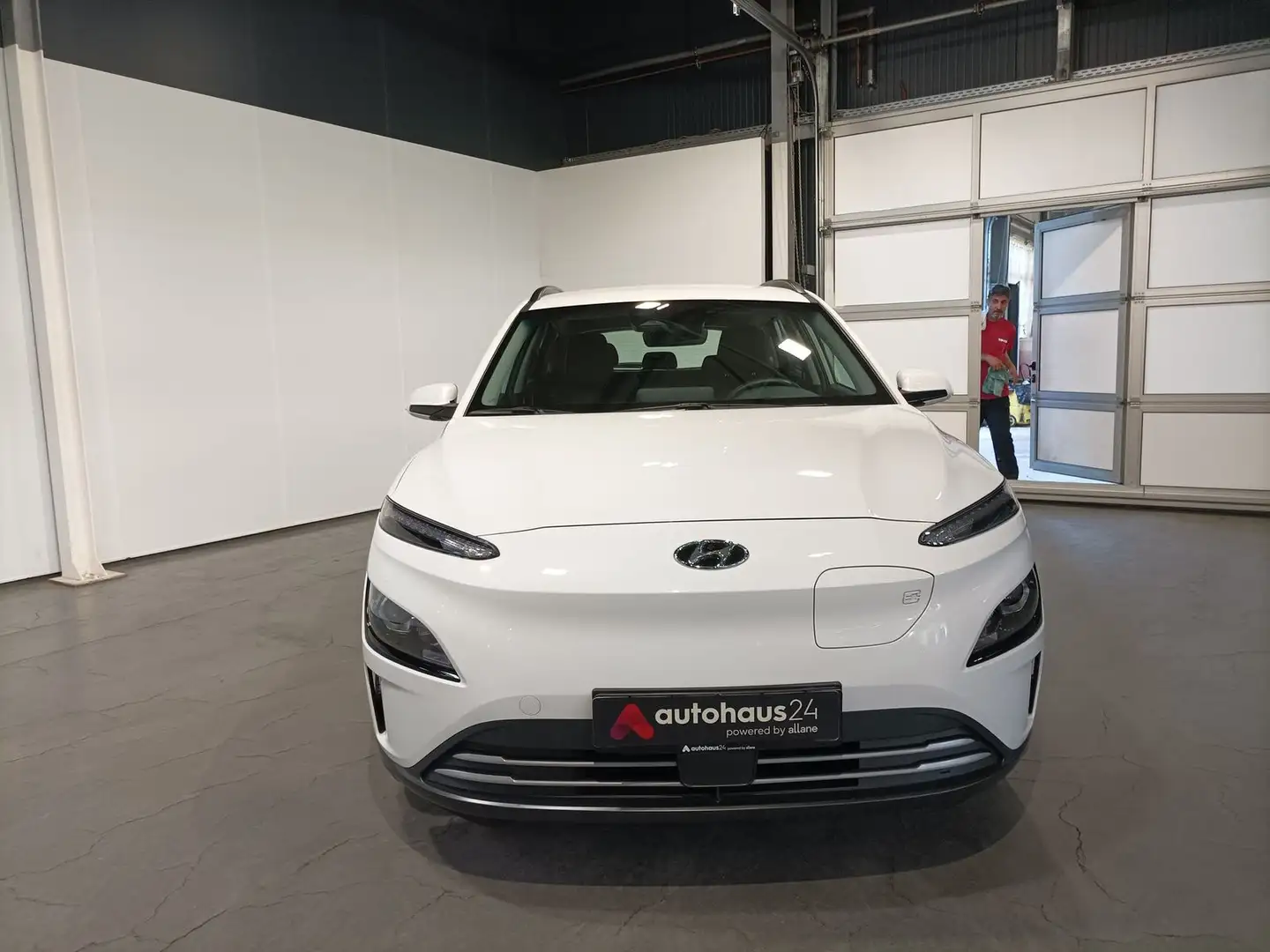 Hyundai Kona Select 64 kWh ParkPilot|Sitzhzg|Kamera Blanc - 2
