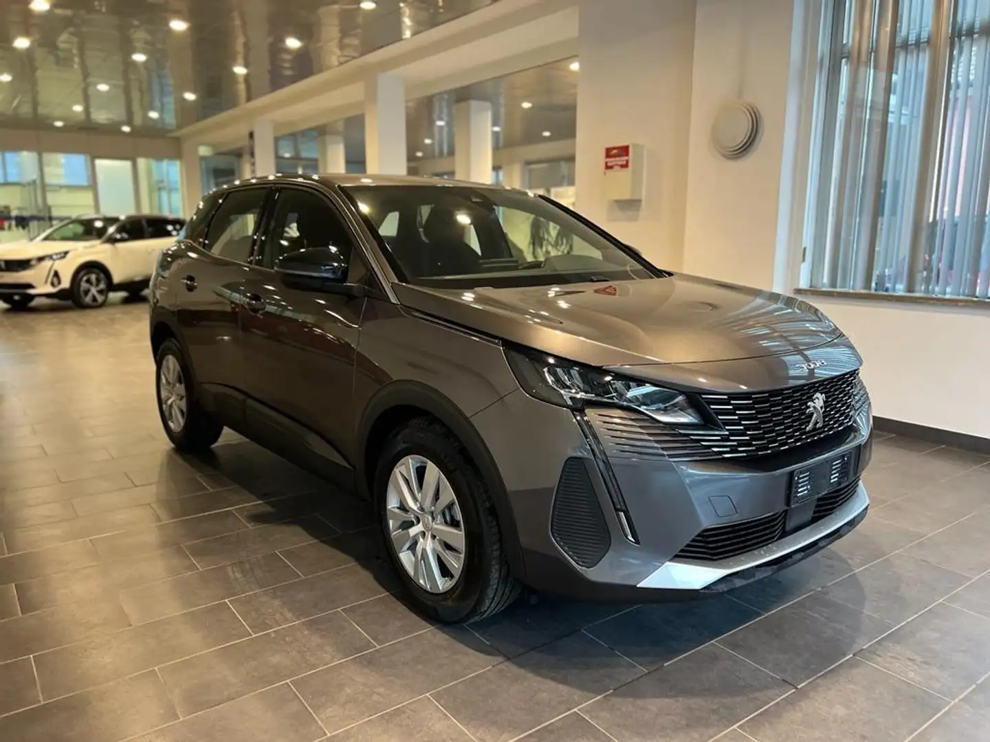 Peugeot 3008 1.5 bluehdi Active Pack s&s 130cv eat8 Grigio - 1