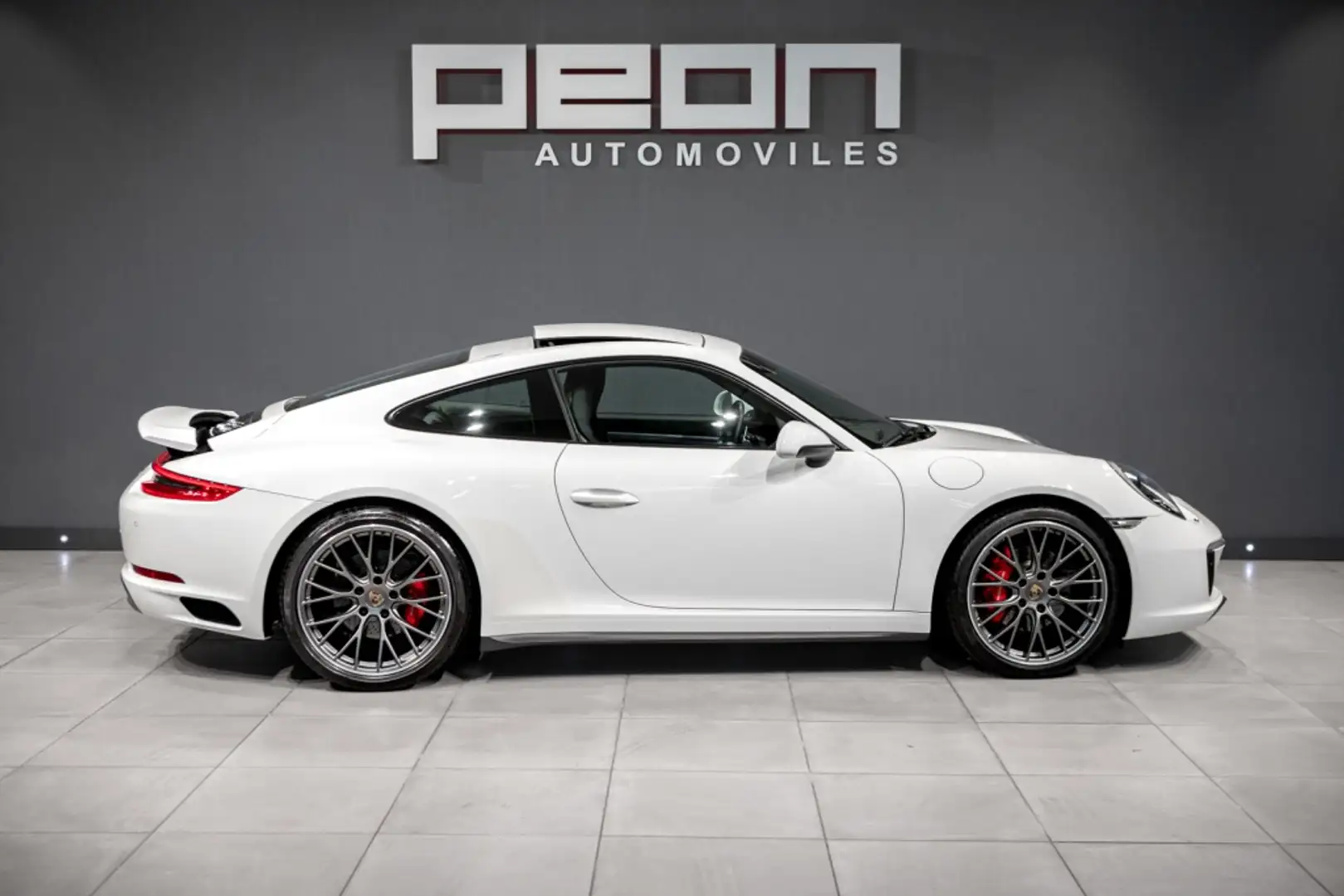 Porsche 991 Carrera 4 Coupé PDK Weiß - 2
