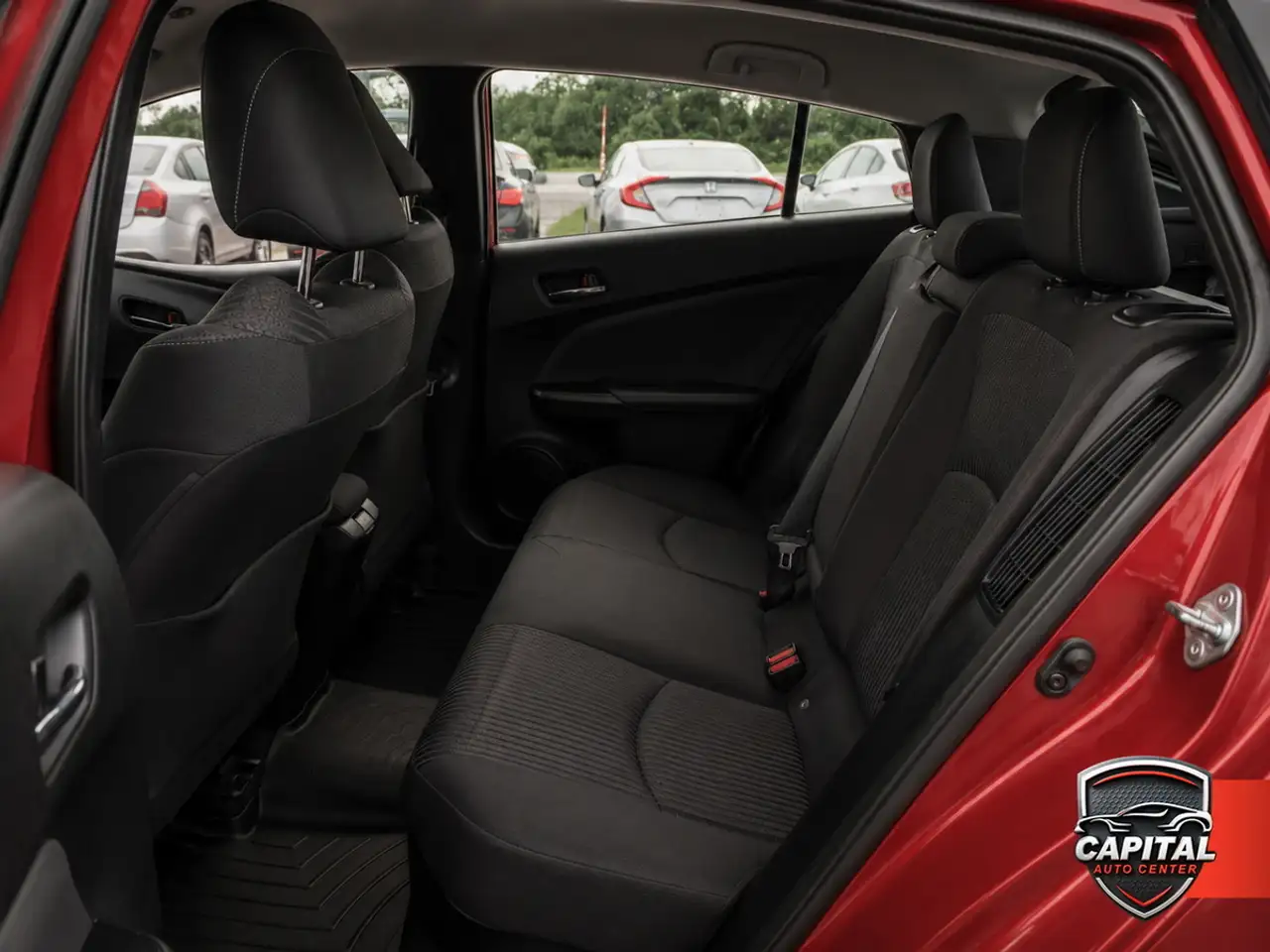 Toyota Prius Prime снимка Toyota Prius Prime