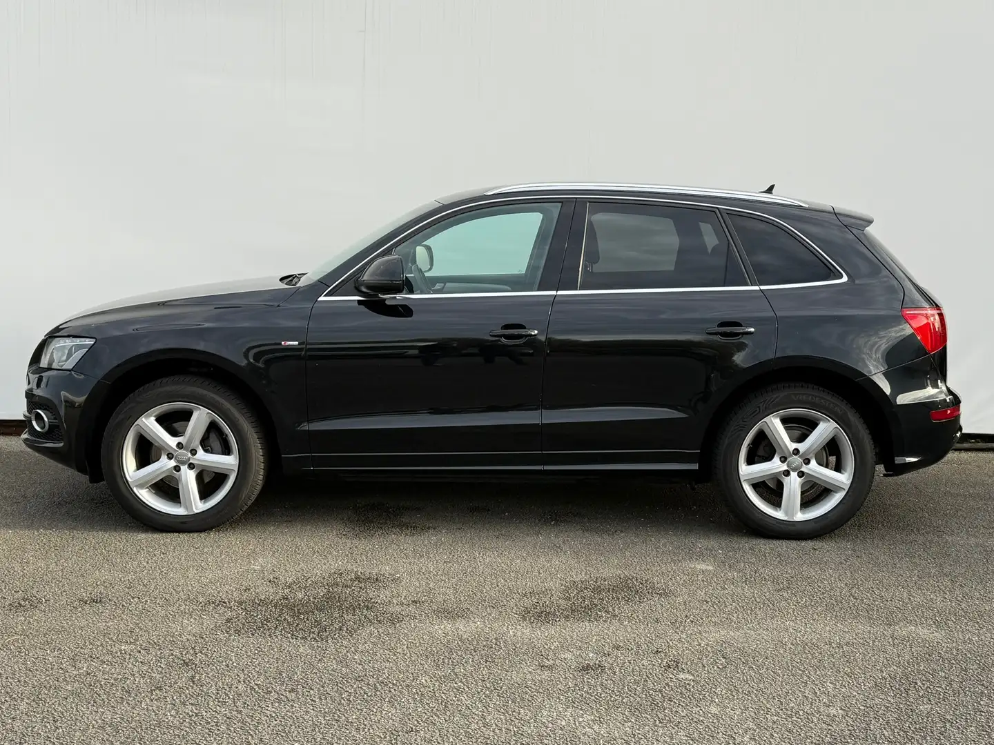 Audi Q5 2.0 TDI quattro Pro Line 3x S-Line | Leer | Naviga Zwart - 2