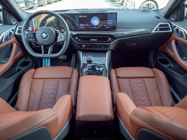 BMW M4 view 14