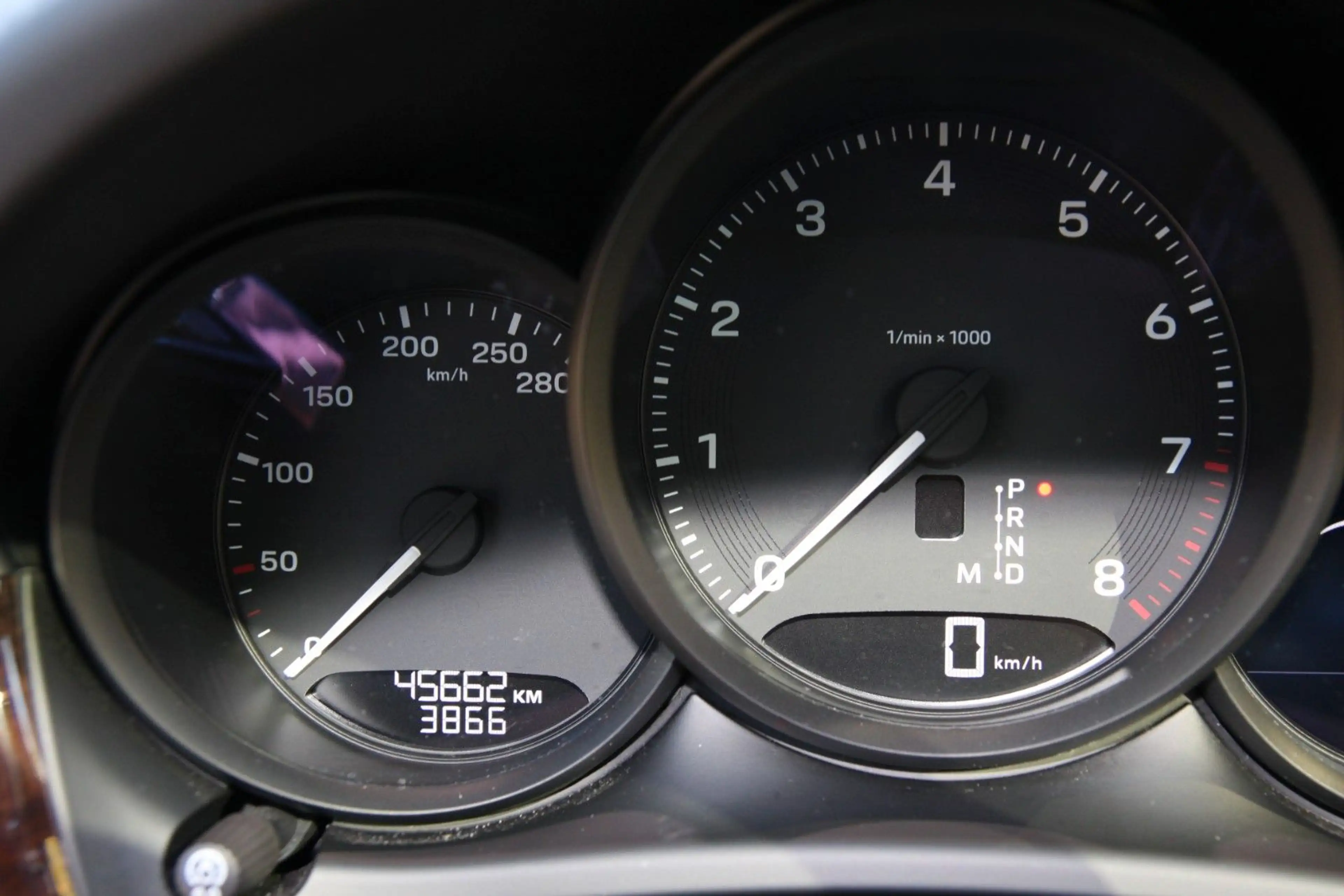 Porsche Macan PANO*ACC*CAM*18-Wege*PASM*LED*Approved*21" — photo 14