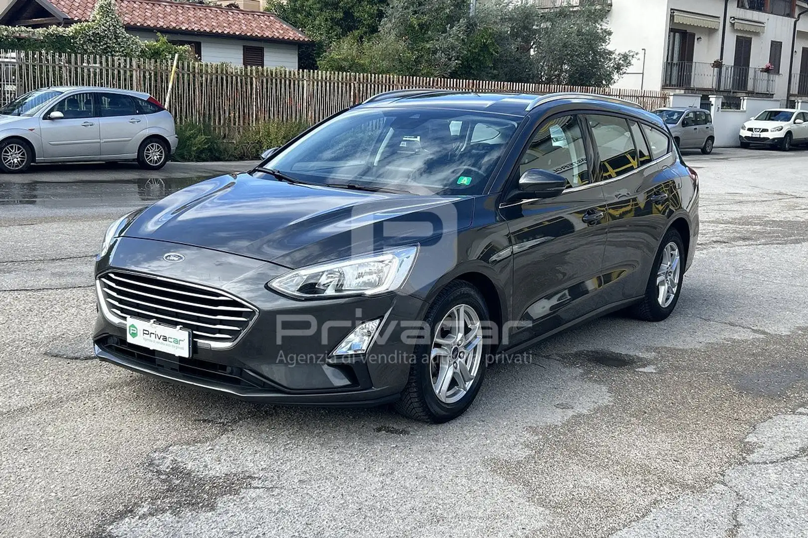 Ford Focus Focus 1.5 EcoBlue 120 CV SW Business Argento - 1