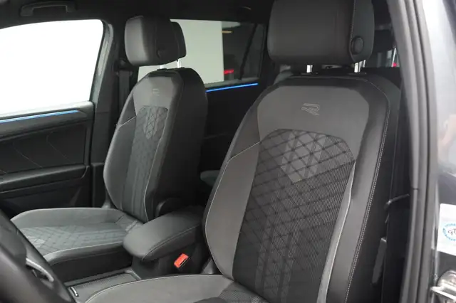 Volkswagen Tiguan Allspace view 21