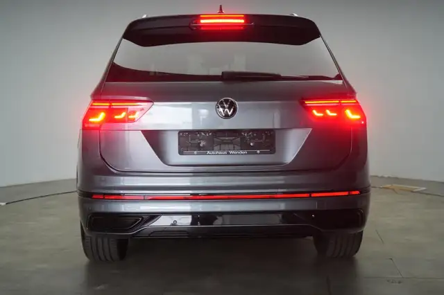 Volkswagen Tiguan Allspace view 6