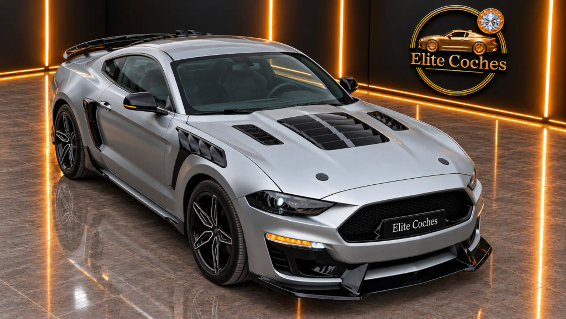Ford Mustang Fastback 2.3 EcoBoost Aut. Plateado - 1