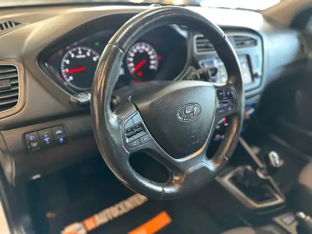 Hyundai I20 view 11