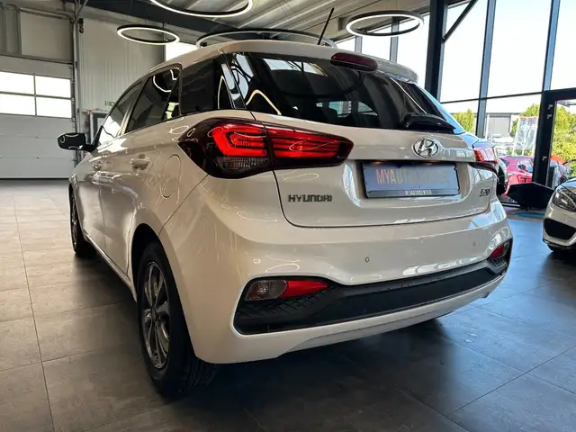 Hyundai I20 view 5