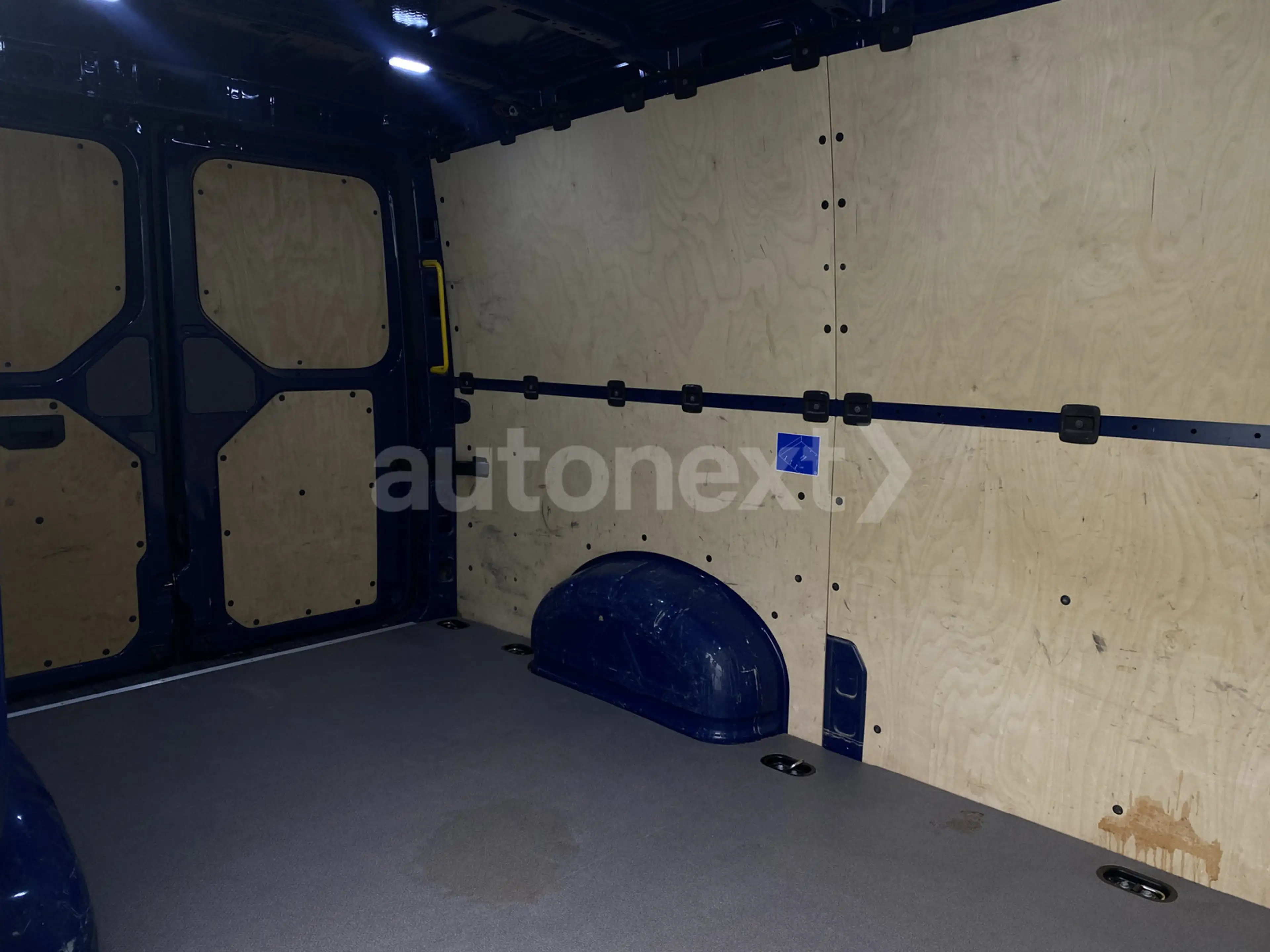 Volkswagen Crafter 30 TDI *1.Hand* 3-Sitze+Guter Zustand (1650) — photo 13