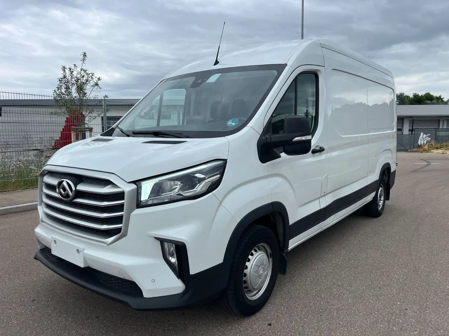 Maxus Deliver 9 Kasten L3H2 Білий - 1