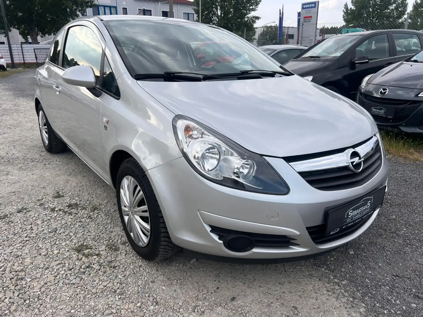 Opel Corsa 1.2 Tüv neu Klima Tempomat Sheft Срібний - 1