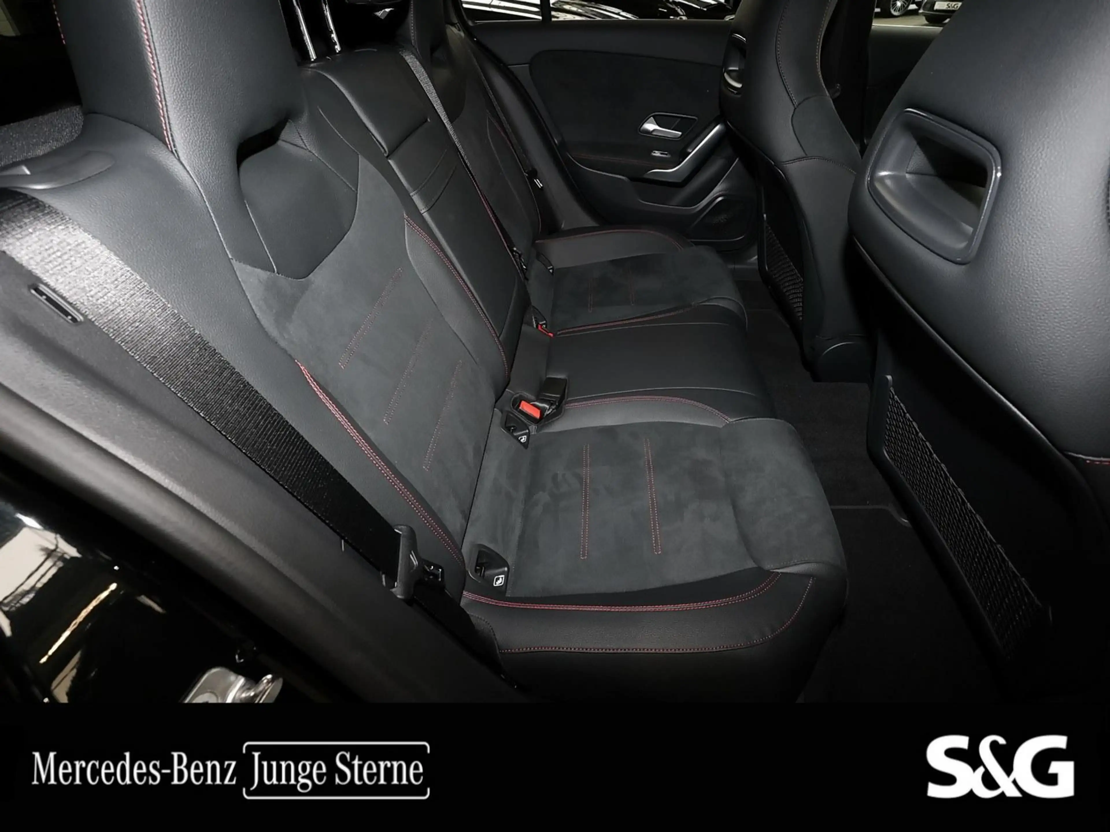 Mercedes-Benz A 250 e EQ Hybrid Technologie AMG — photo 8