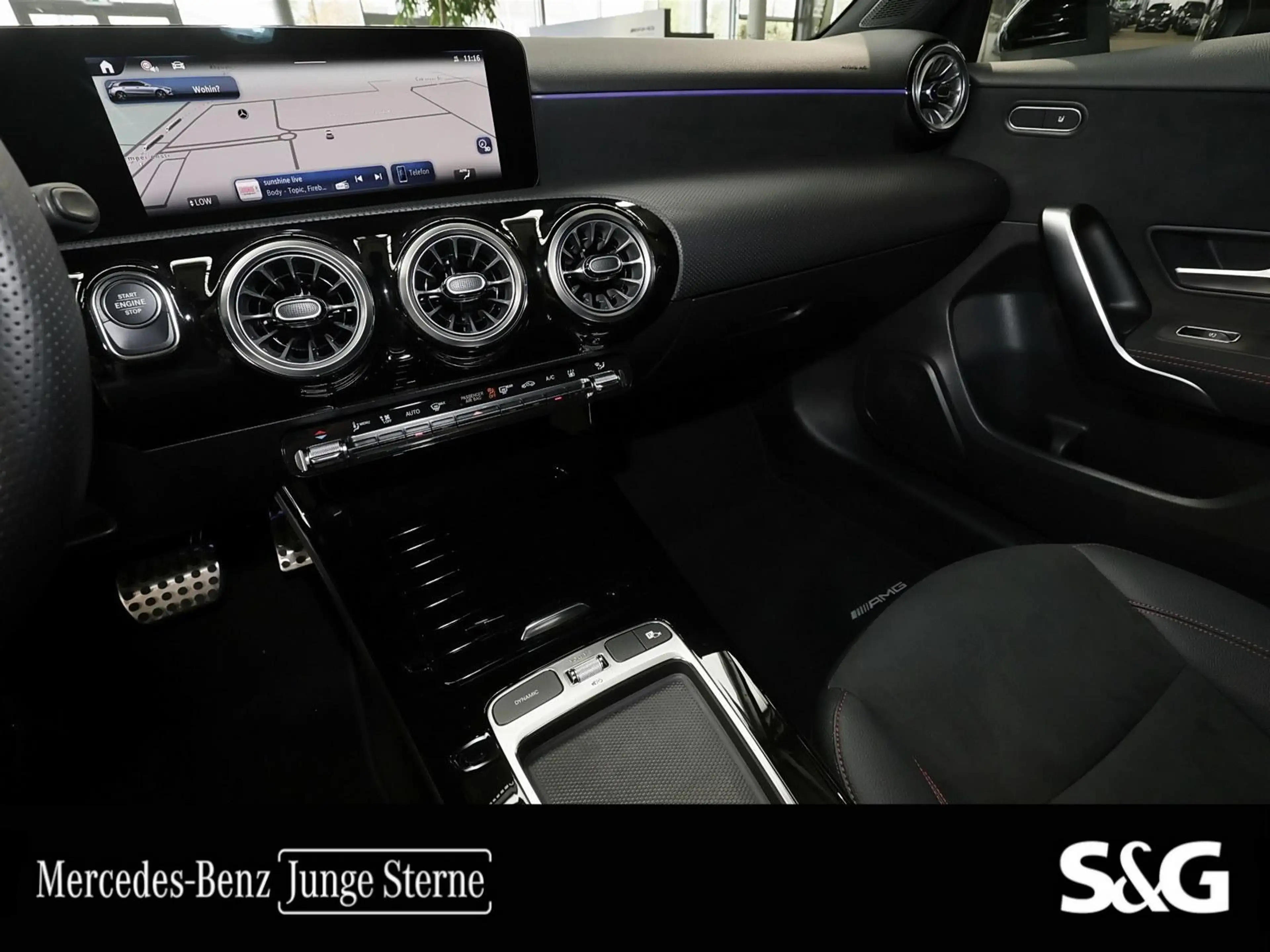 Mercedes-Benz A 250 e EQ Hybrid Technologie AMG — photo 12