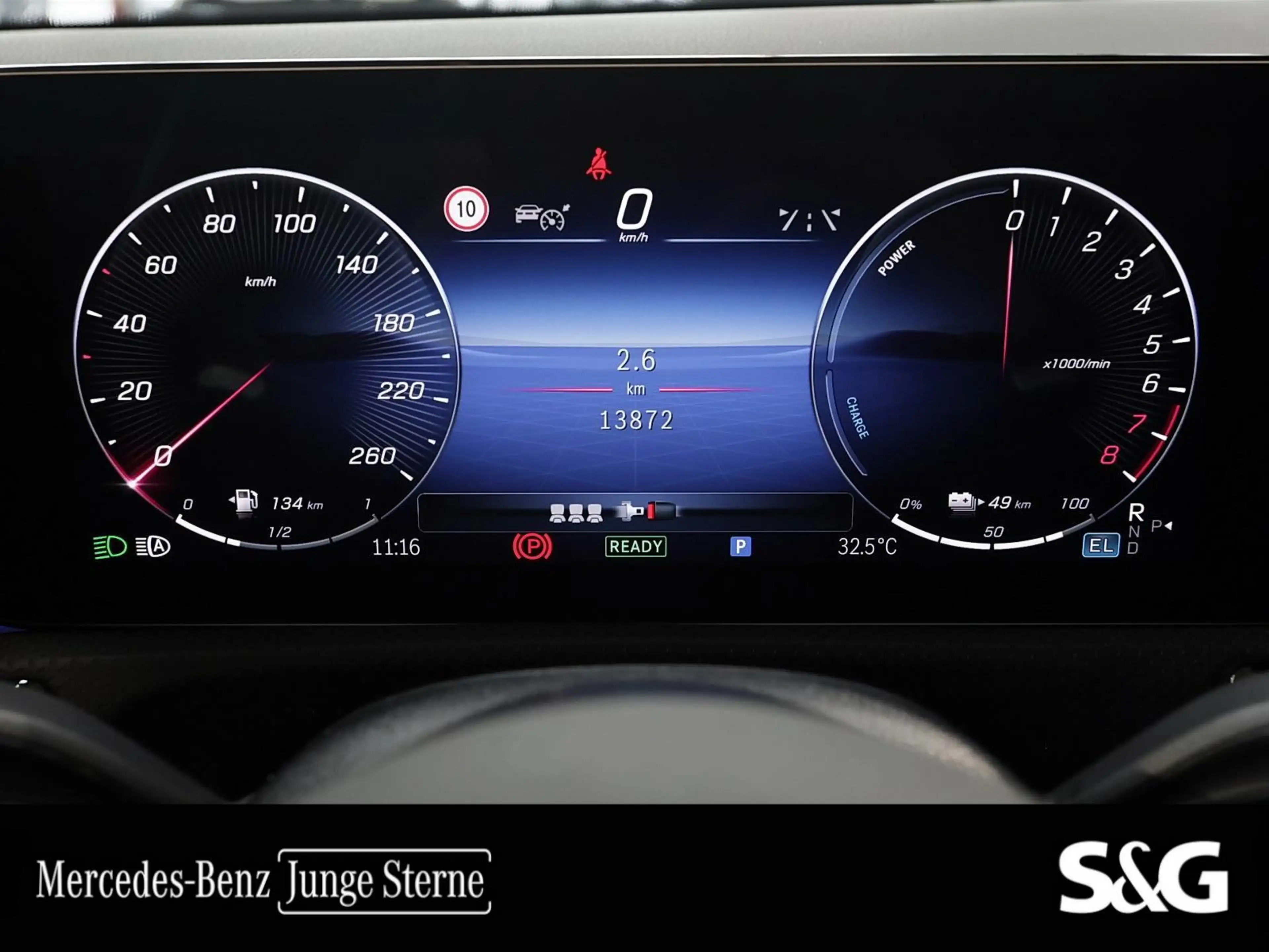 Mercedes-Benz A 250 e EQ Hybrid Technologie AMG — photo 14