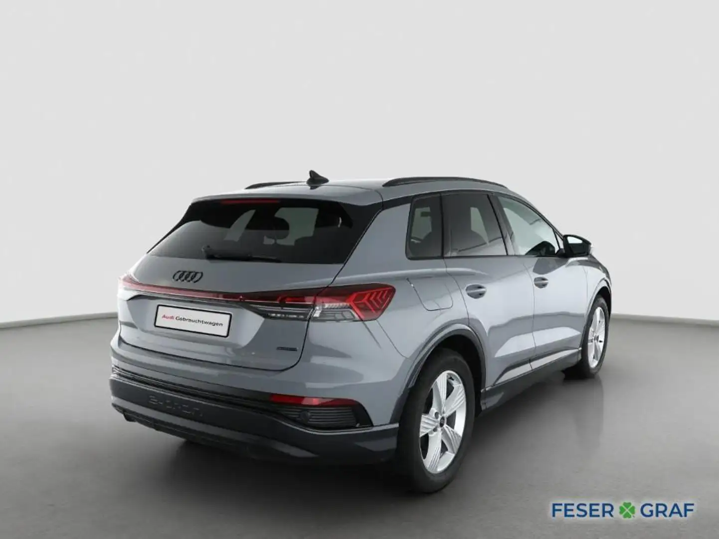 Audi Q4 e-tron 45 qu - S line - Kamera - ACC - Leder Grau - 2