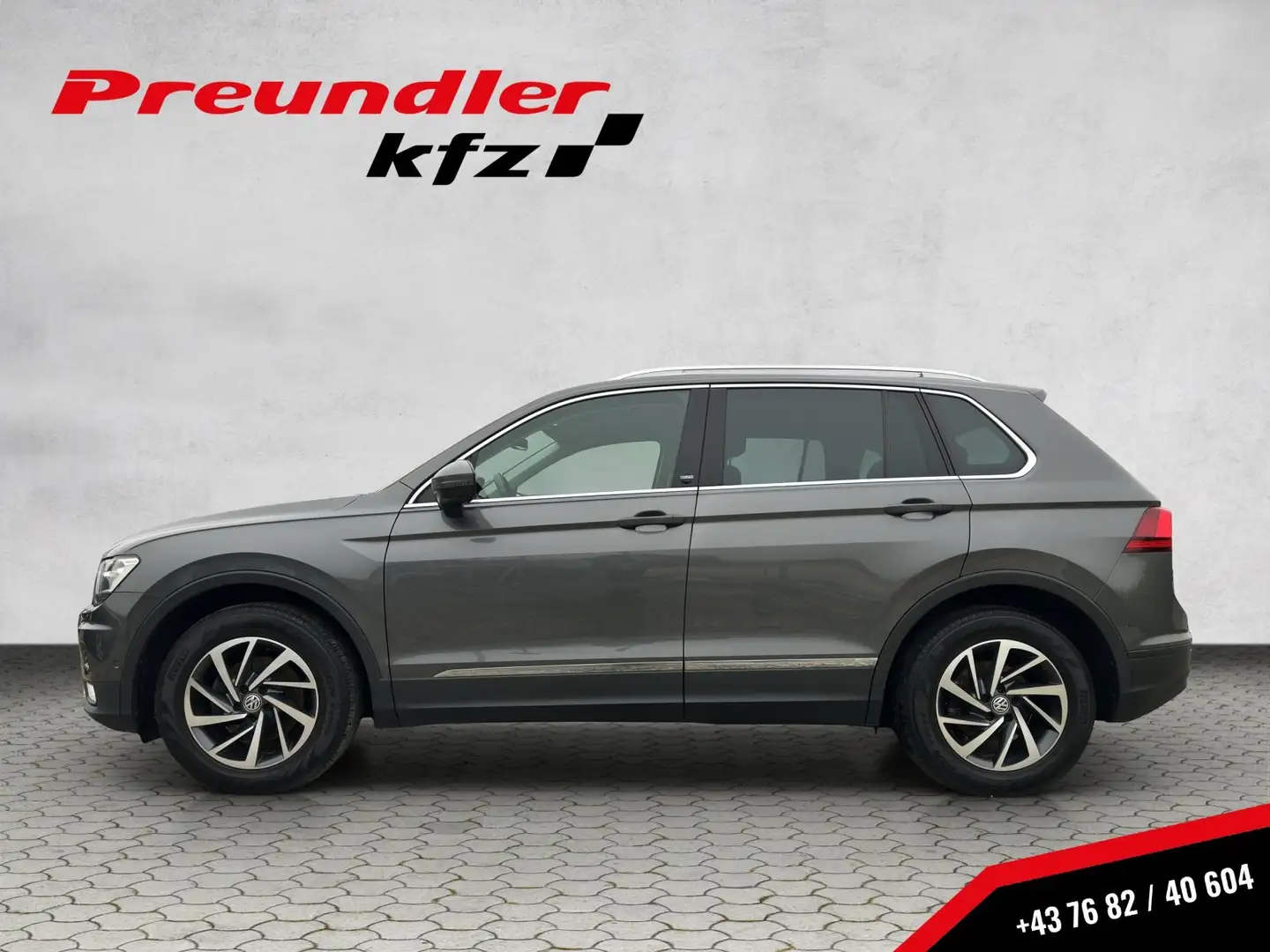 Volkswagen Tiguan Sound Grau - 2