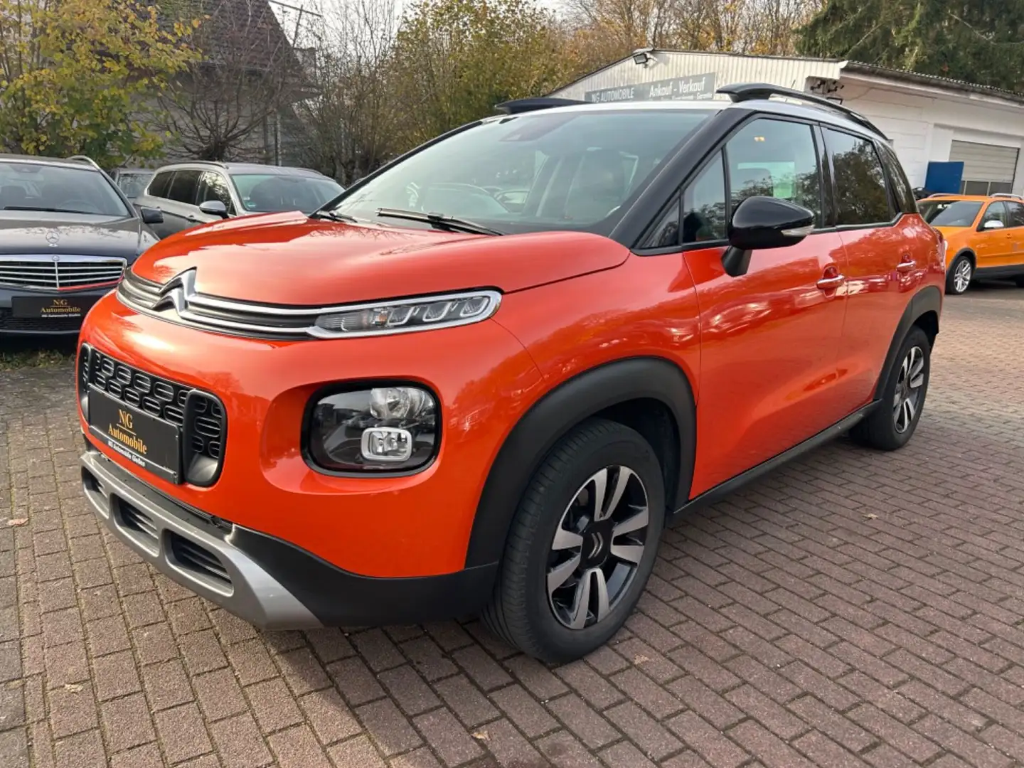Citroen C3 Aircross Feel *HUD*Carplay*SHZ*PDC* Orange - 1