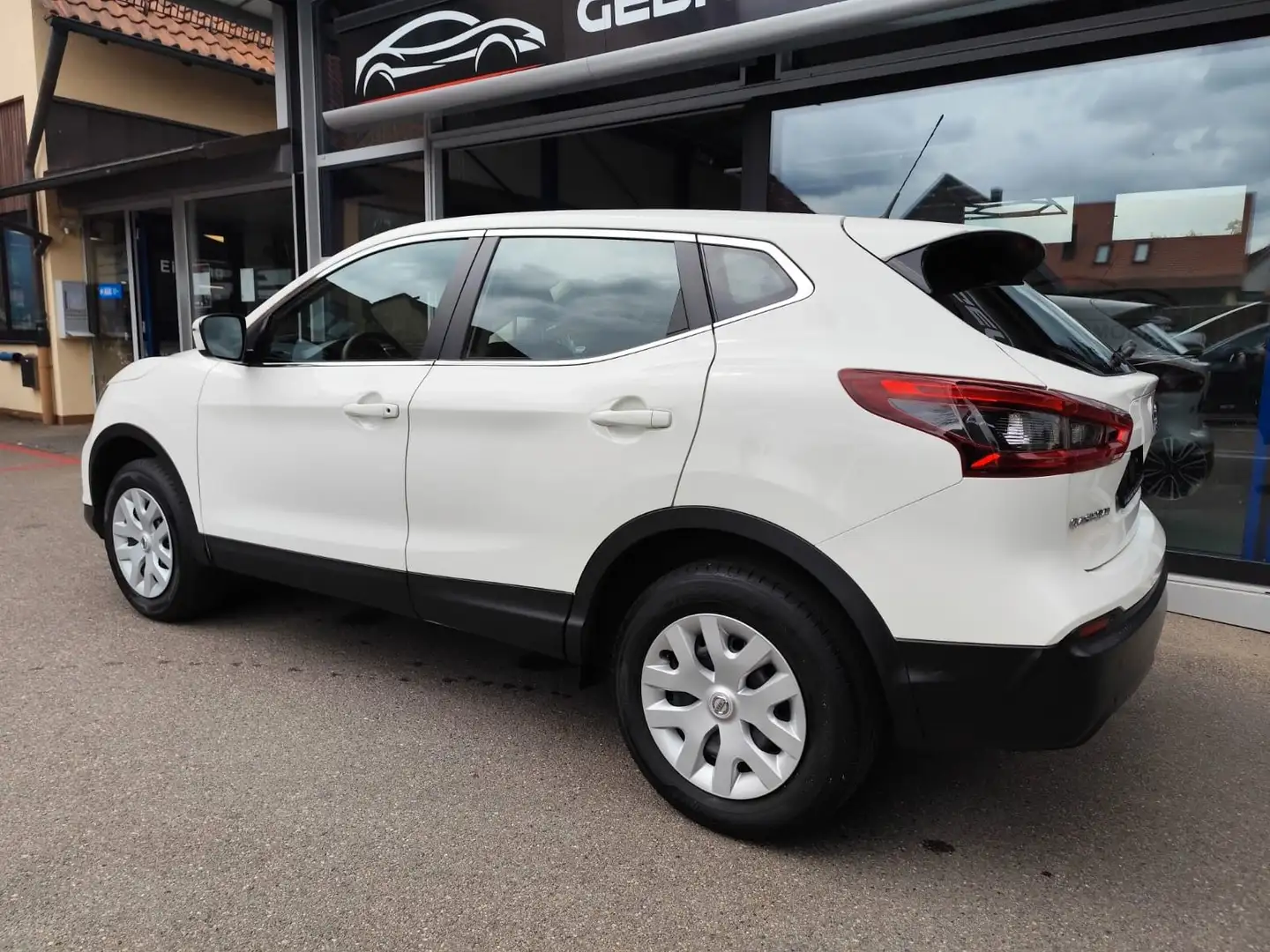 Nissan Qashqai Visia Blanco - 2
