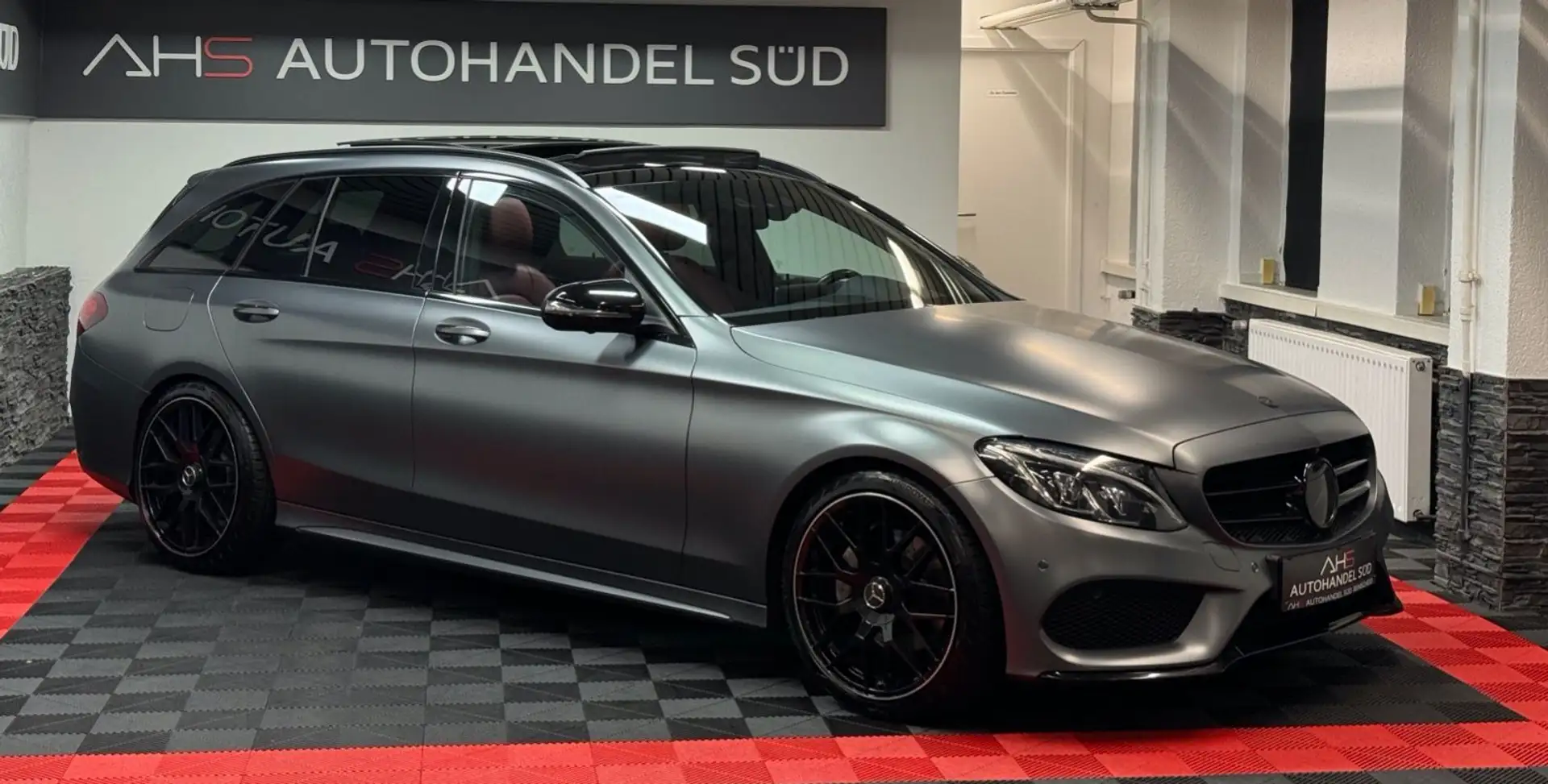 Mercedes-Benz C 220 d T*AMG-LINE*PANO*STHZG*360°*BURMESTER*HUD* Grijs - 2