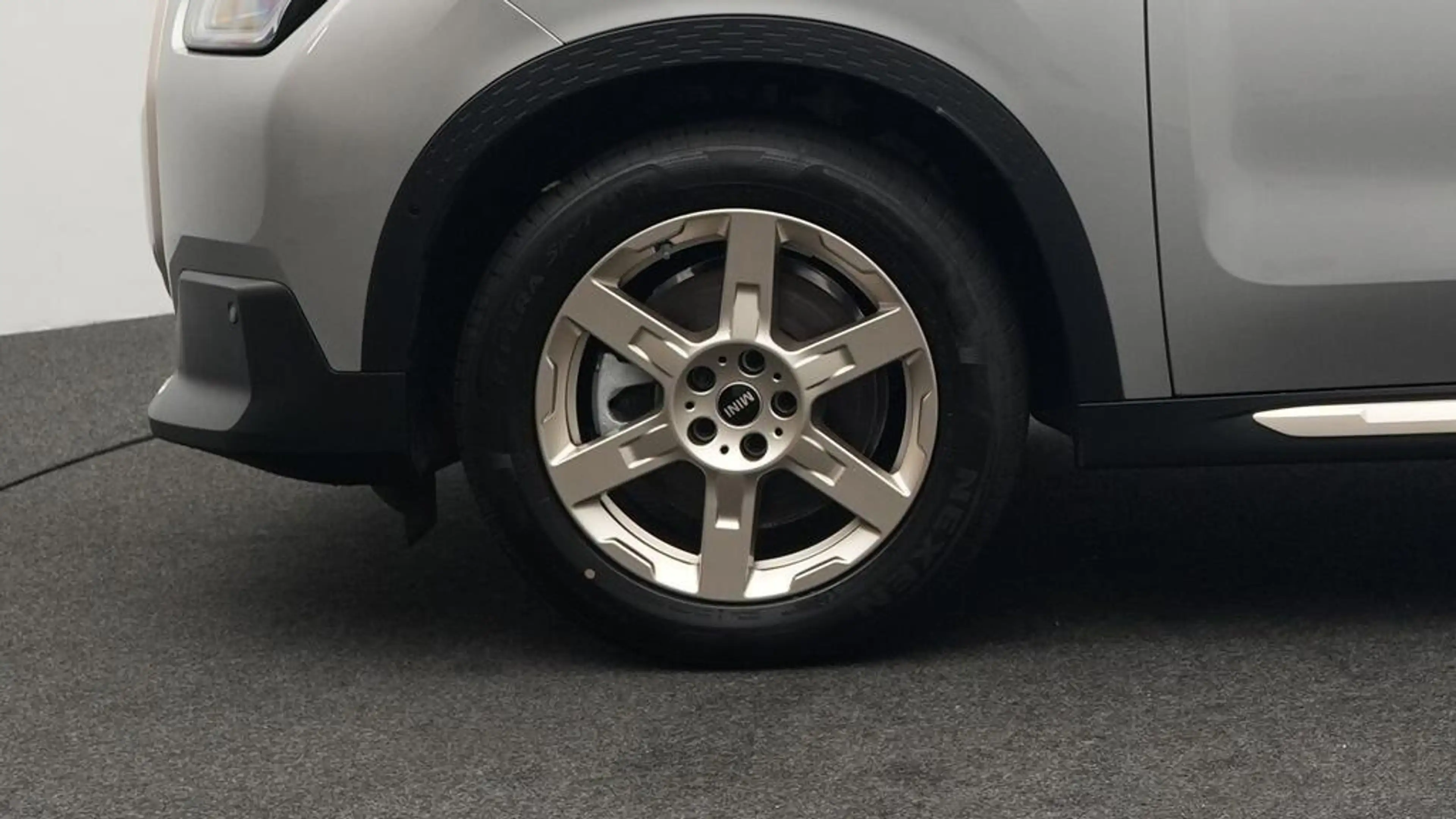 MINI Countryman C Favoured Trim — photo 10