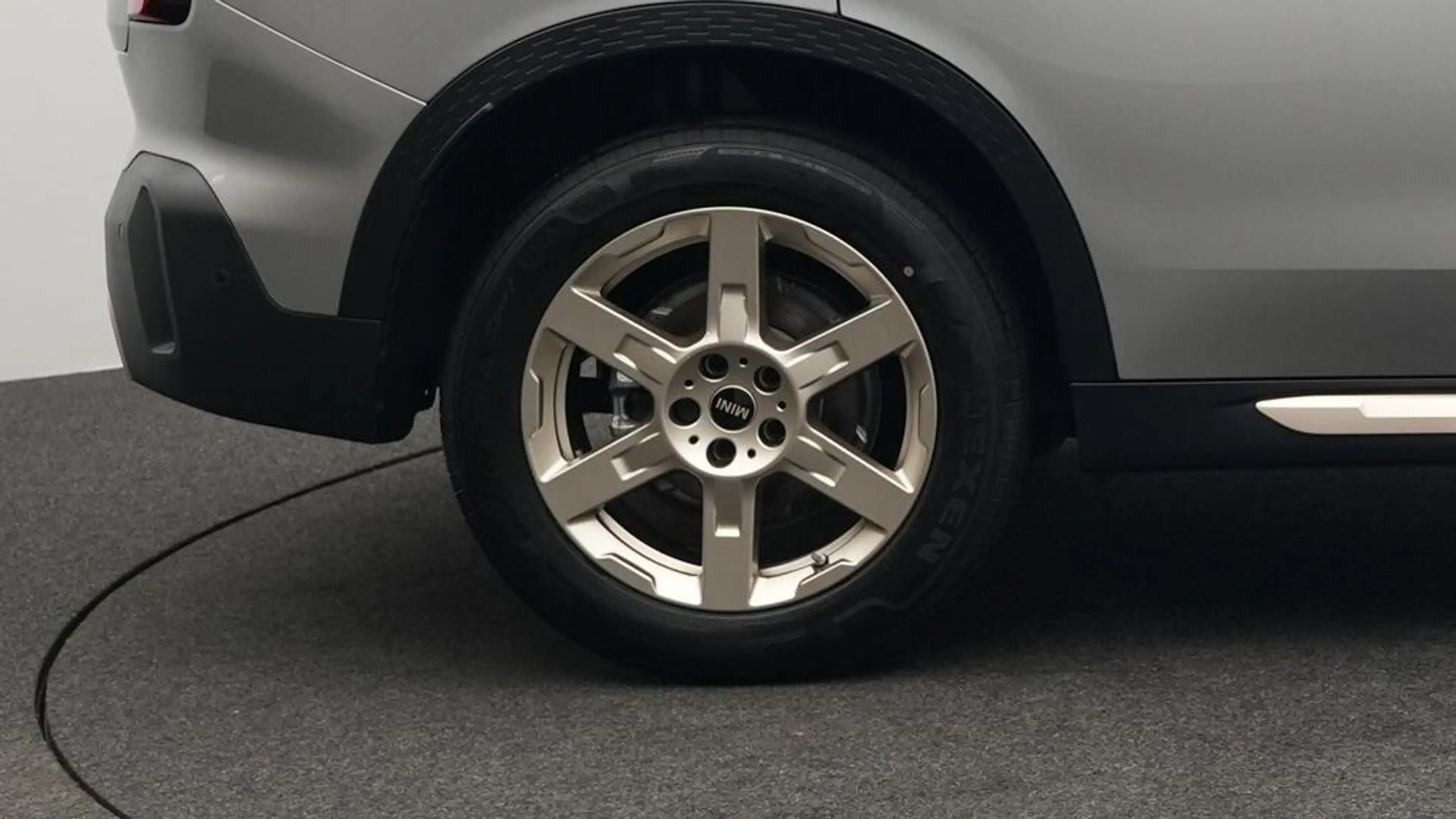MINI Countryman C Favoured Trim — photo 11