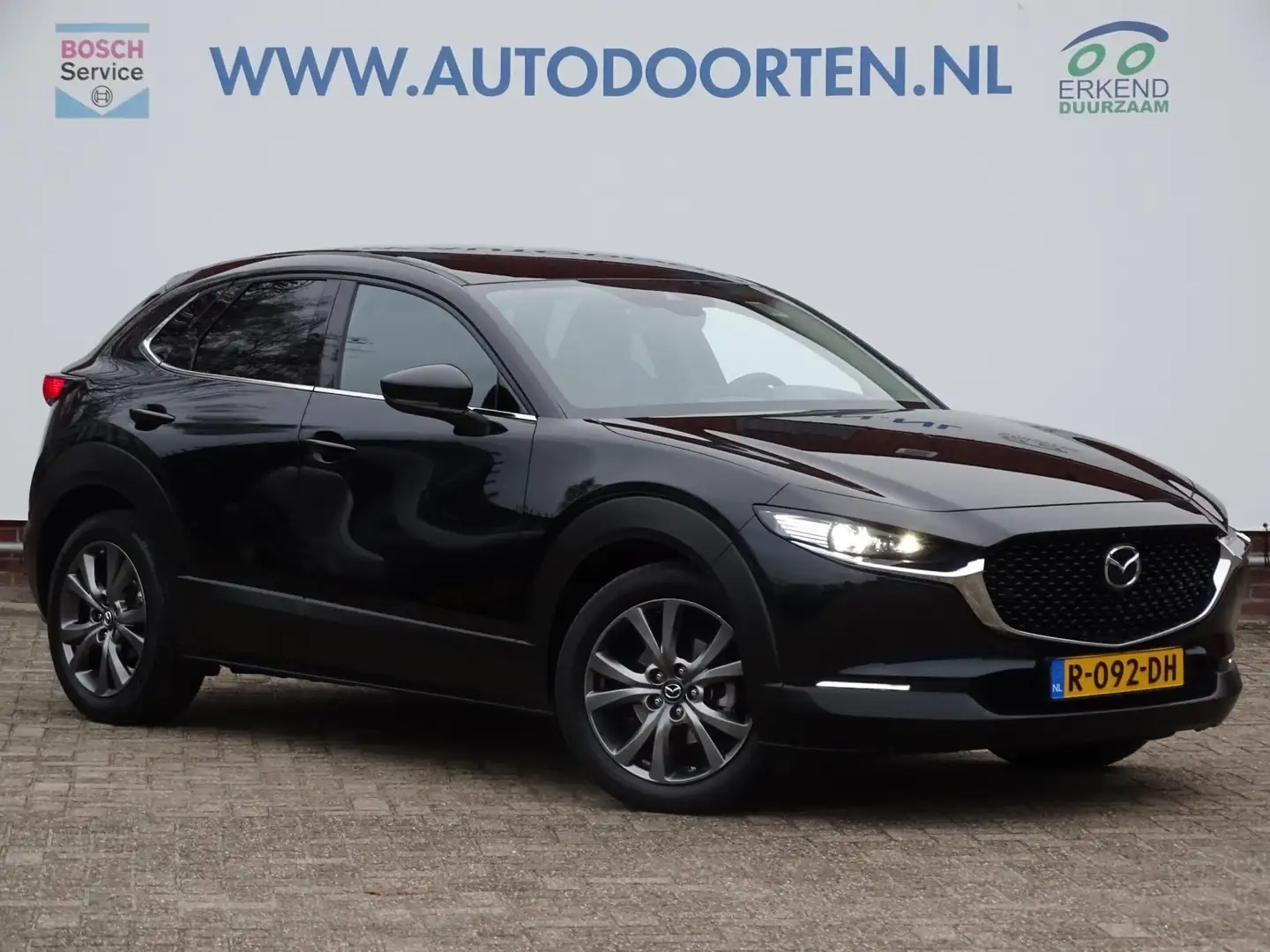 Mazda CX-30 2.0 e-SkyActiv-X M Hybrid Luxury|TREKHAAK|360g CAM Schwarz - 1