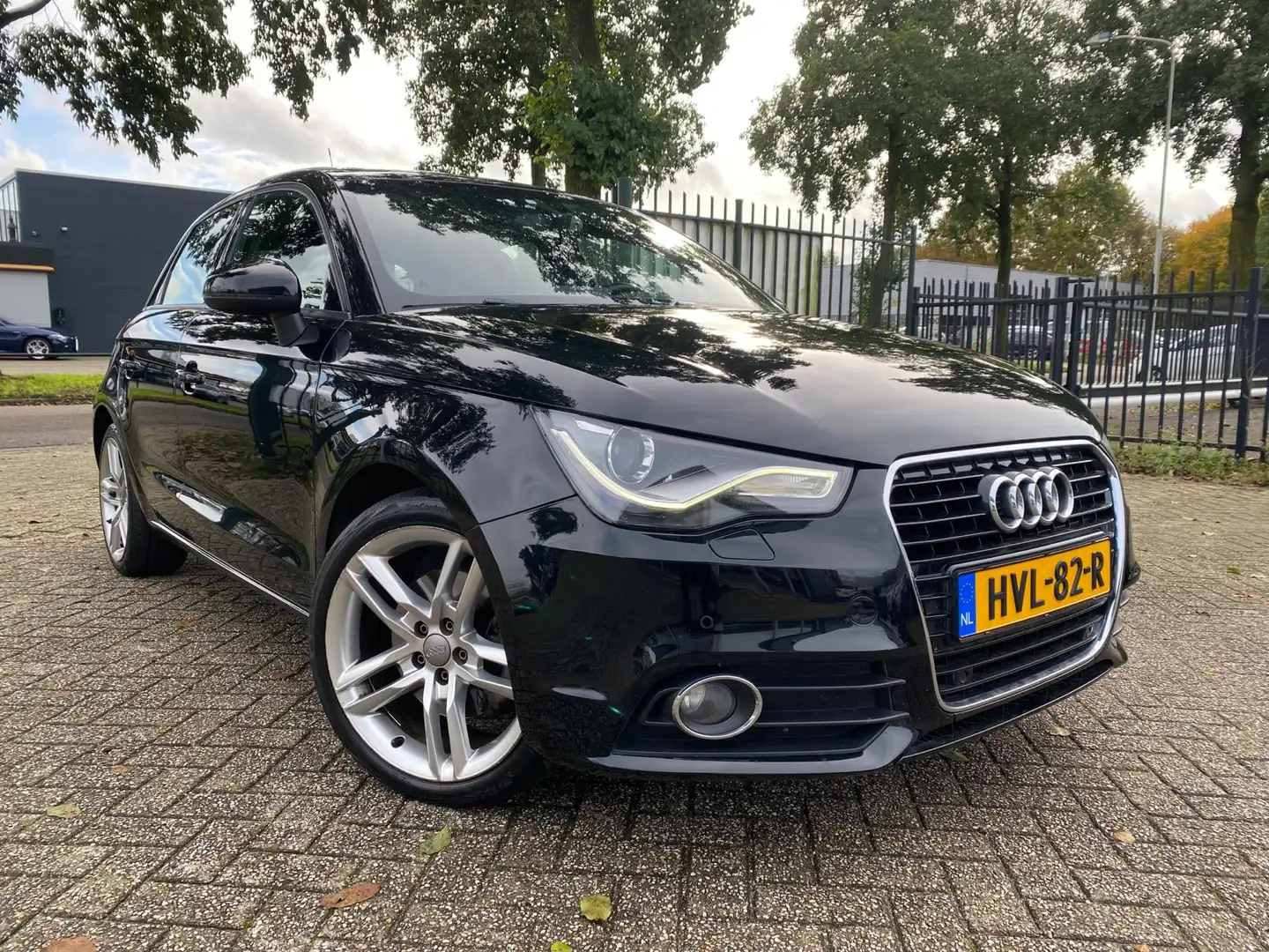 Audi A1 SPORTBACK 1.4 TFSI S-Line Cruise Pdc Navi Leer Xen Noir - 2