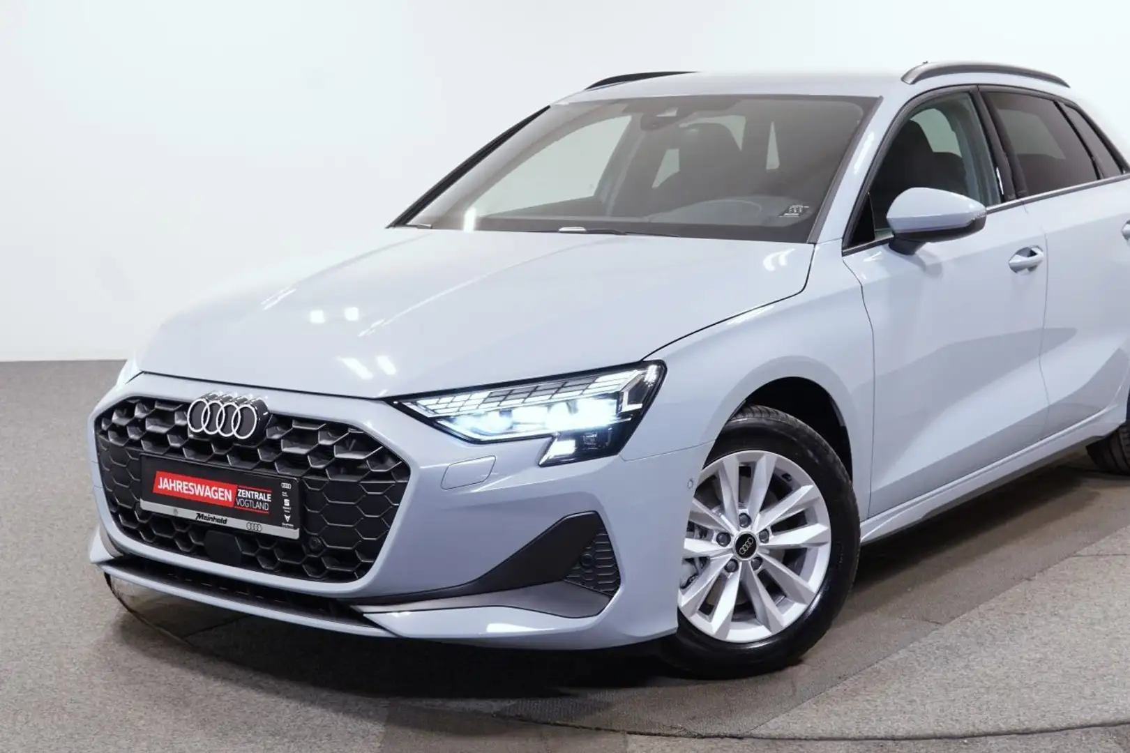 Audi A3 35 TDI S tronic, LED, Kamera, Stand Grau - 2