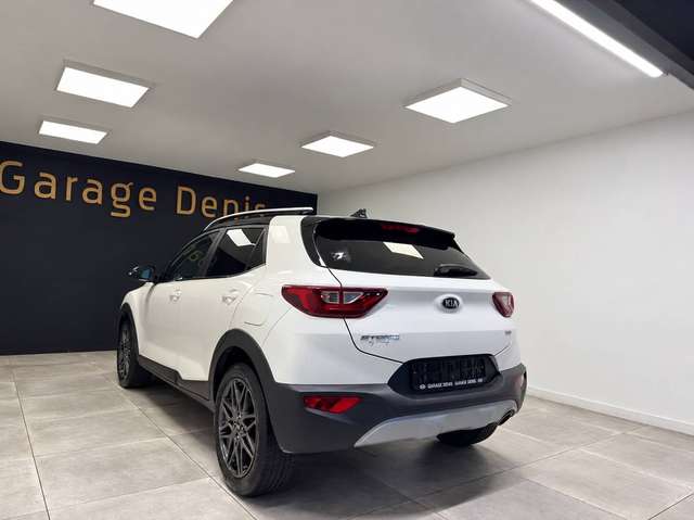 Kia Stonic — photo 6