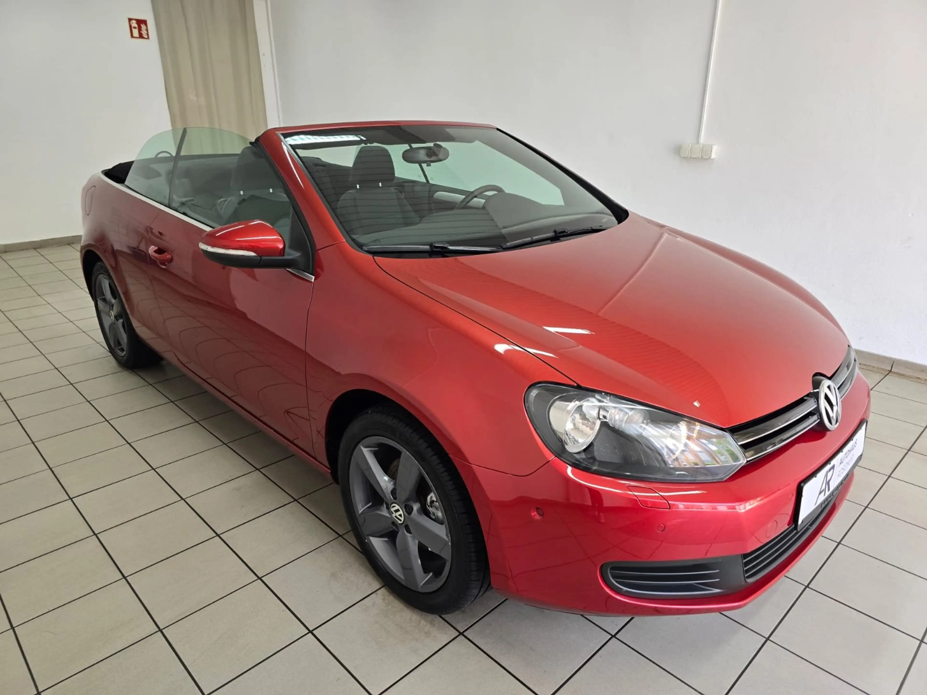 Volkswagen Golf Cabriolet VI 1.2 TSI sehr gepflegt Parkassistent 1.Hand — photo 9
