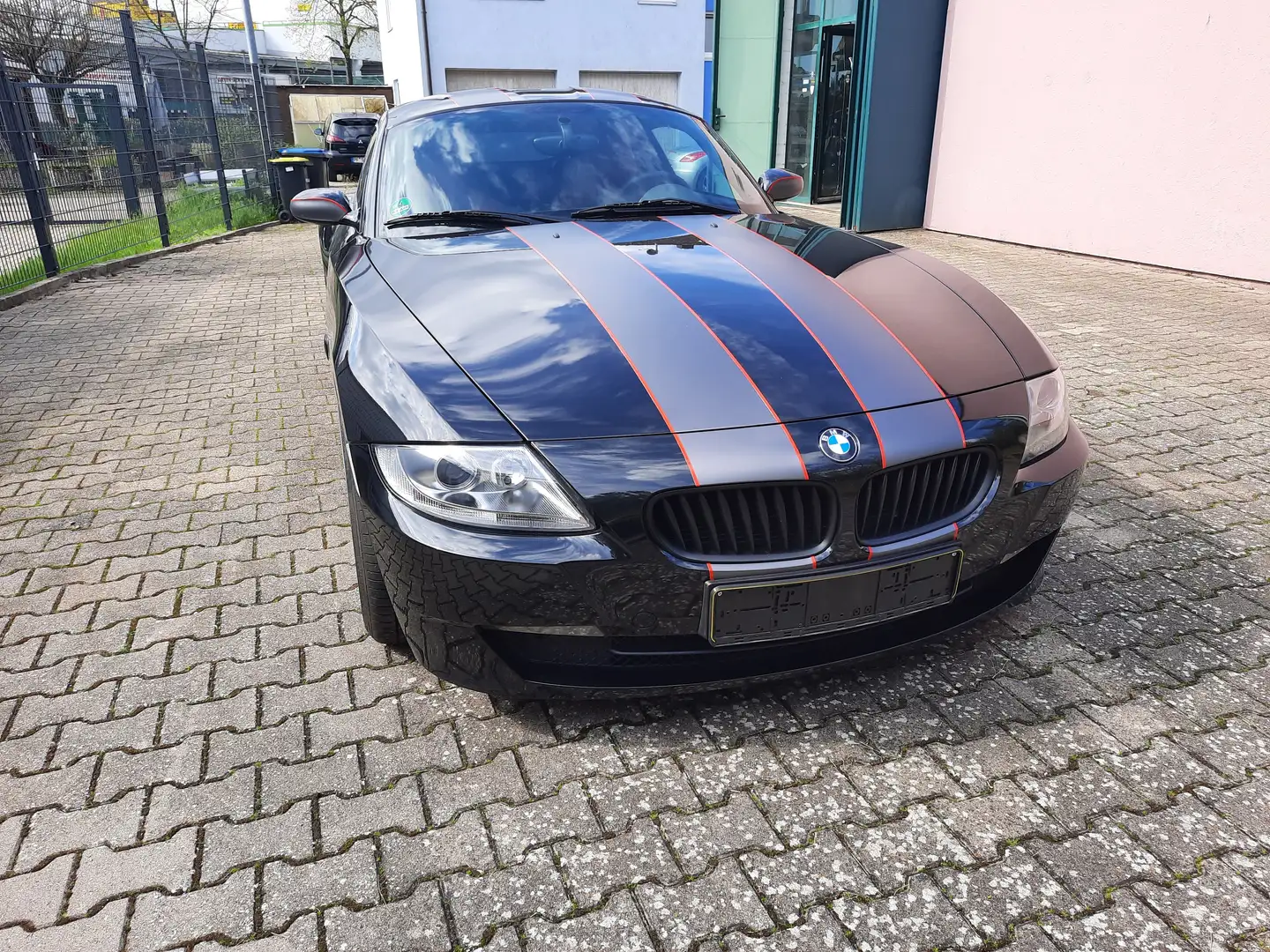 BMW Z4 Coupe 3.0si, Individual, 64tkm, 2. Hd., Einzelst. Schwarz - 2