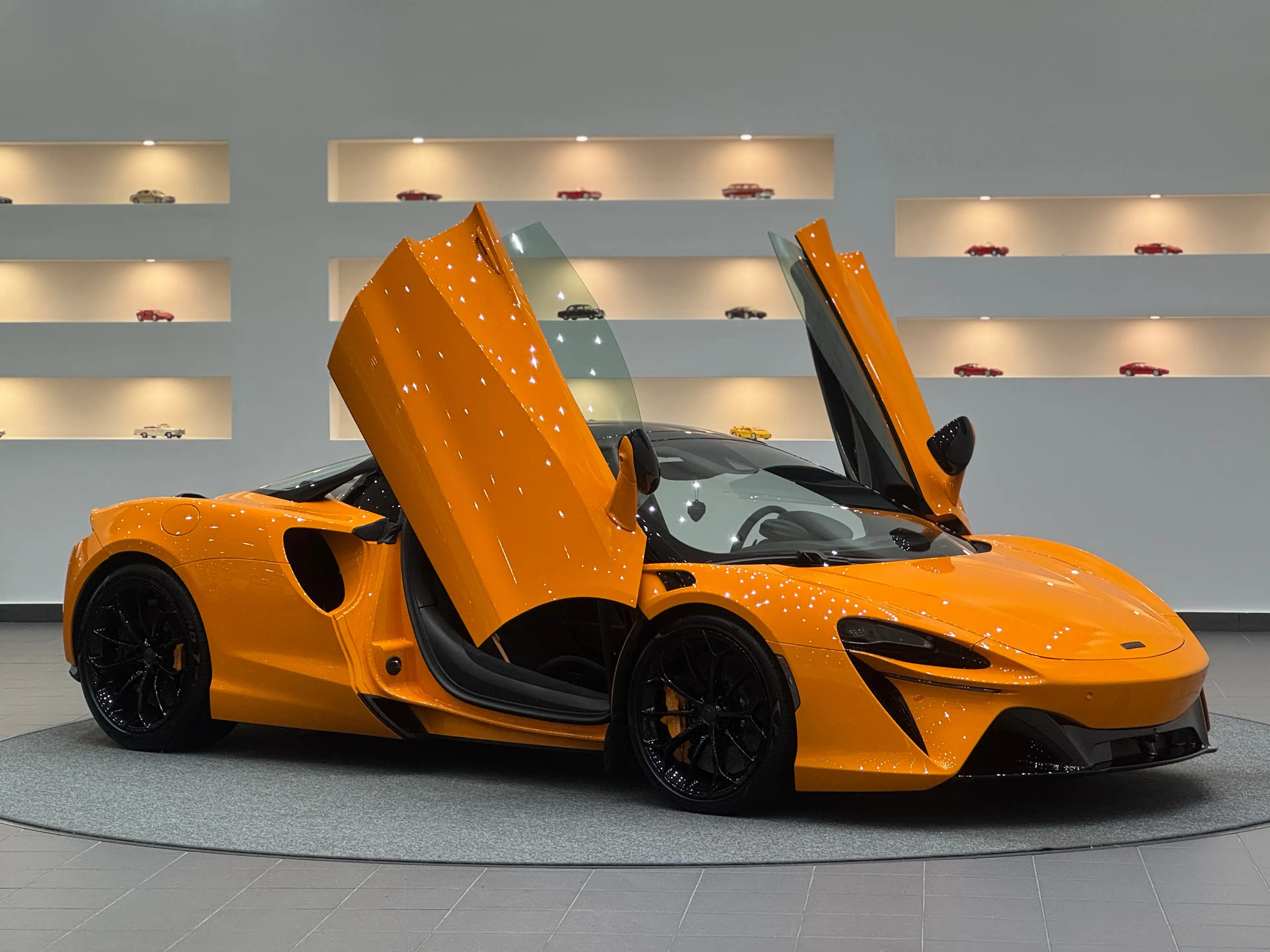 McLaren Artura Spider MSO *Lift*Bowser & Wilkins*1. Besitz* — photo 6