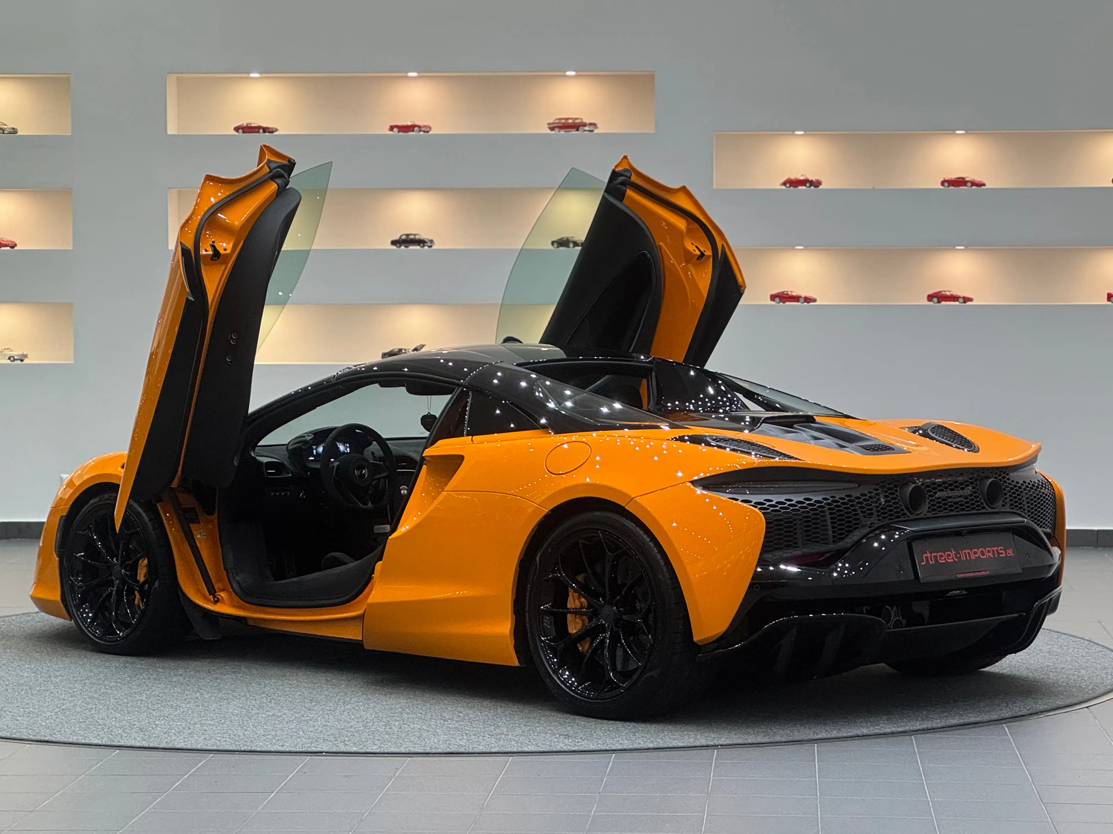 McLaren Artura Spider MSO *Lift*Bowser & Wilkins*1. Besitz* — photo 3