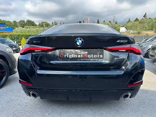 BMW 4 Series view 5