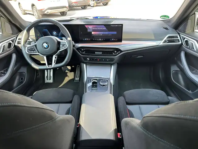 BMW 4 Series view 8